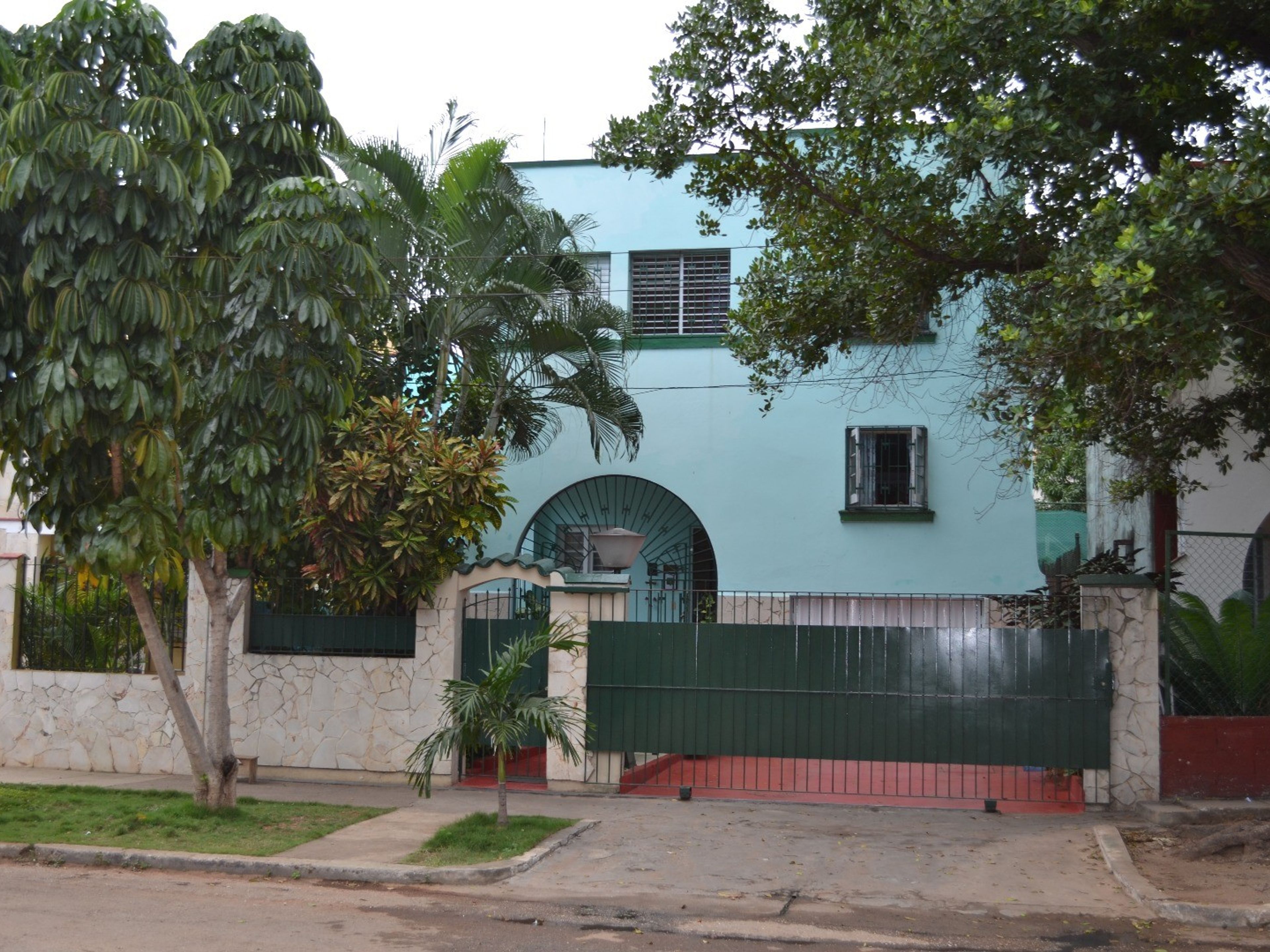 Casa Guevara Alba B & B, CALLE 5ta F, No. 9611