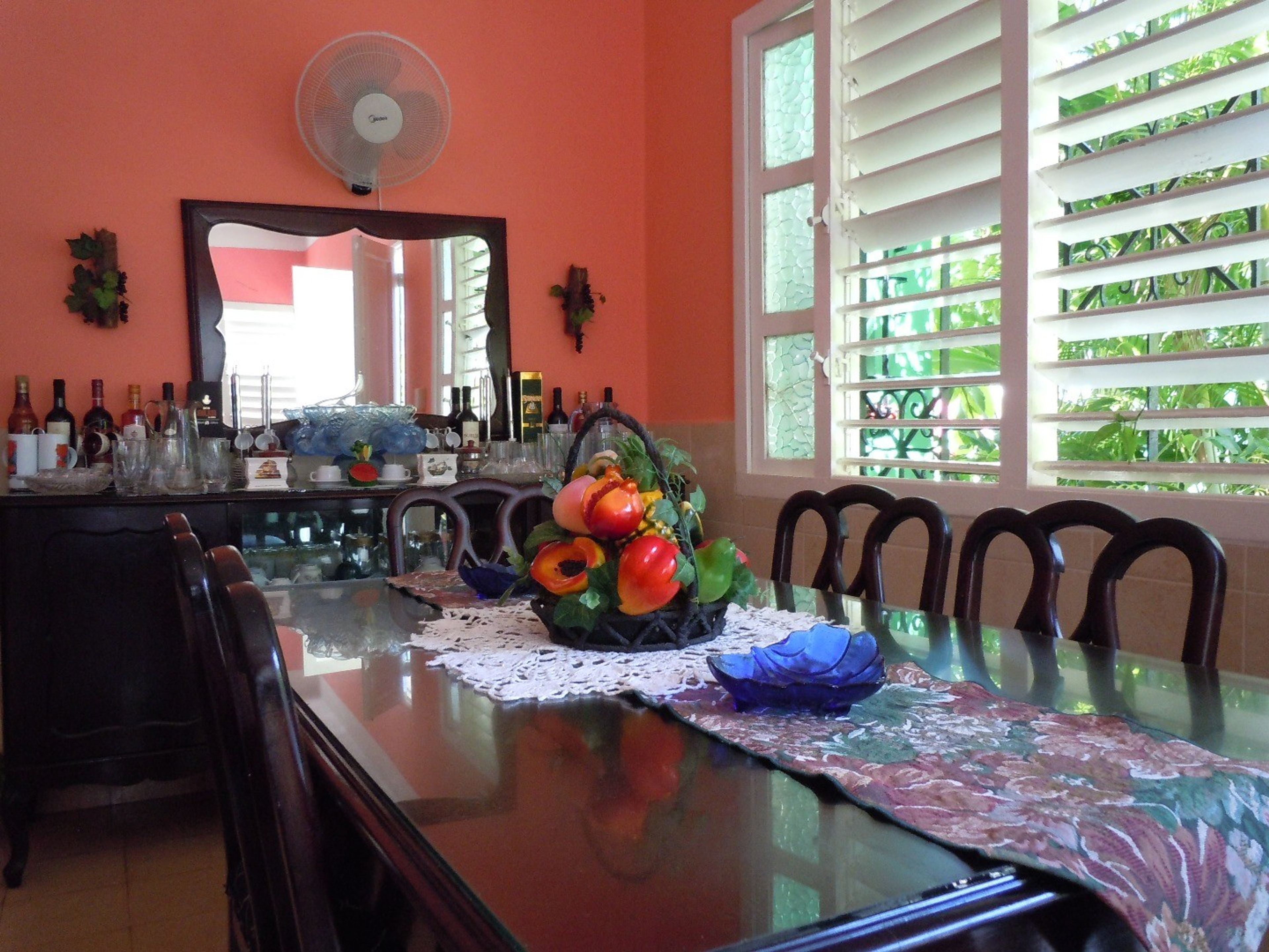 Casa Caridad, OSCAR PRIMELLES (San Esteban), No. 310-AHouse dinning room