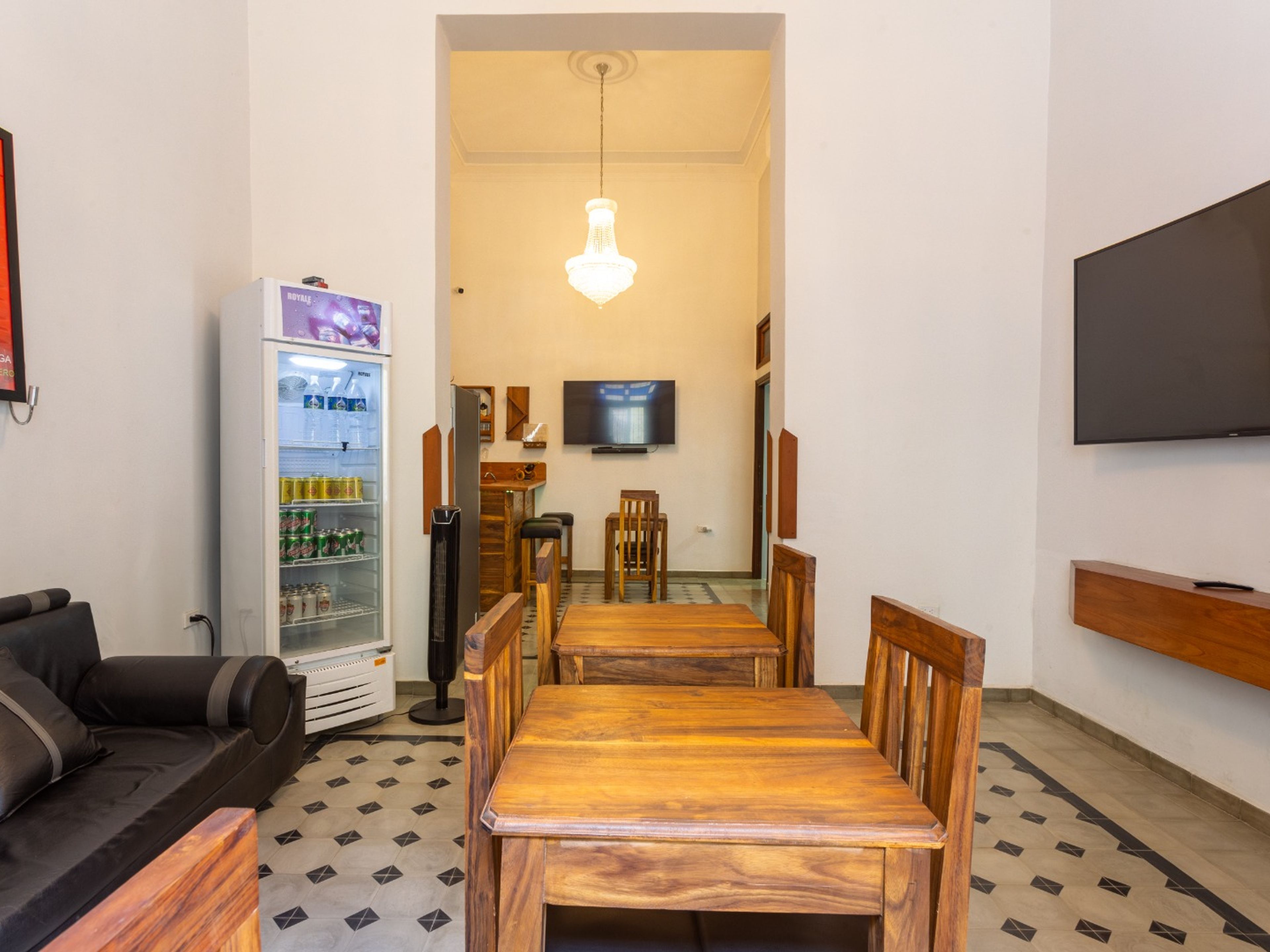 Hostal Maria Sury, TENIENTE REY, No. 158null