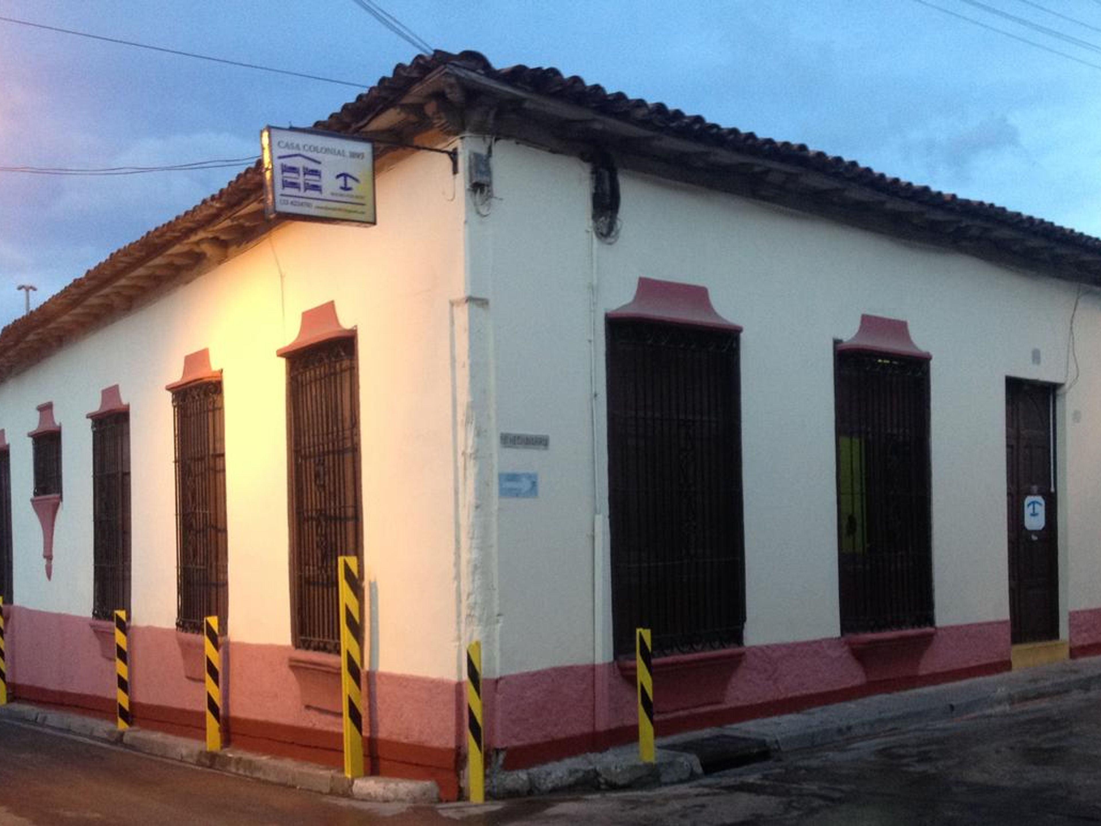 Casa Colonial 1893, SANCHEZ HECHEVARRIA, No. 301