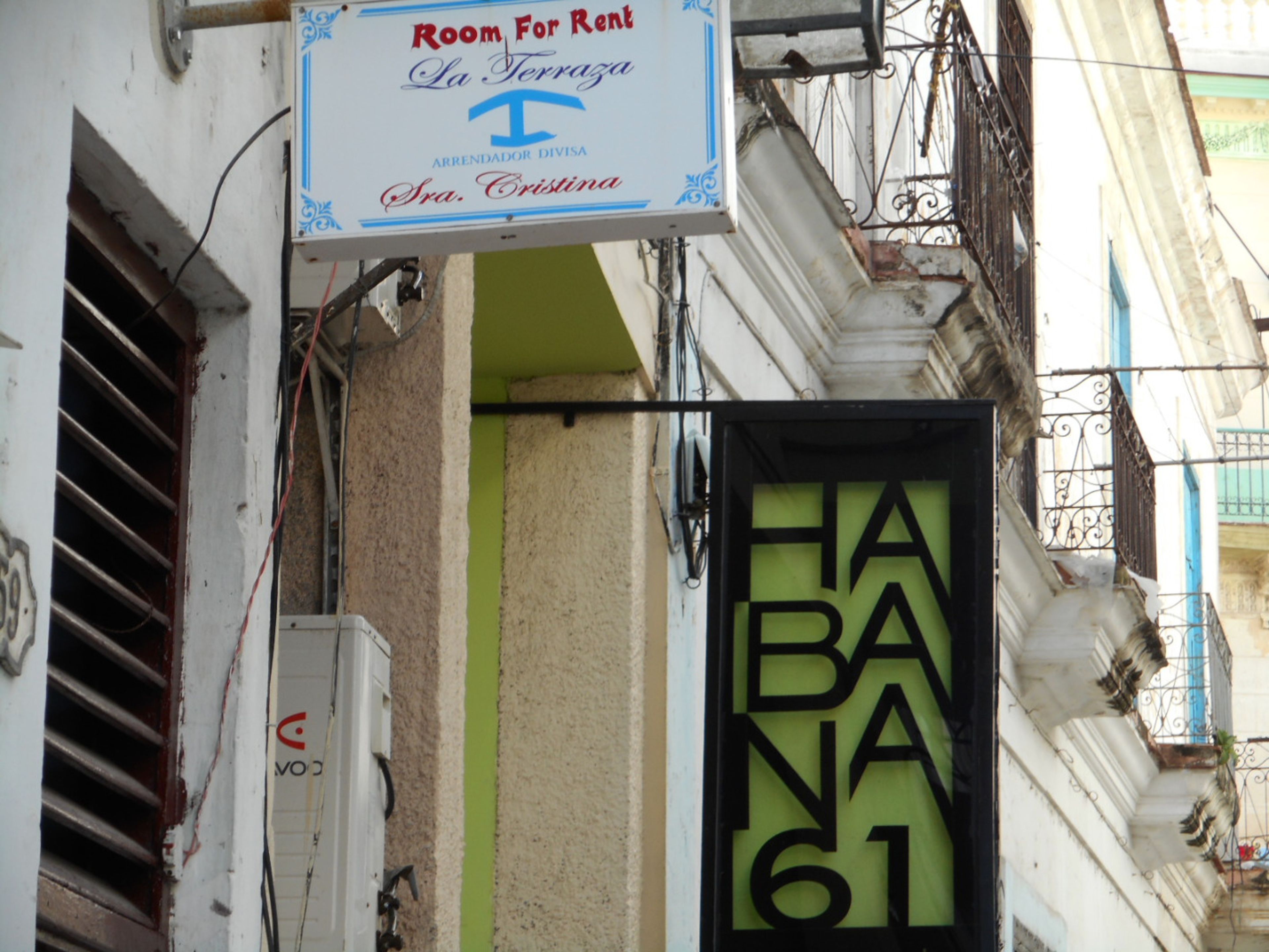 La Terraza de Habana 59, HABANA, No. 59 (altos)Apartment's entrance view