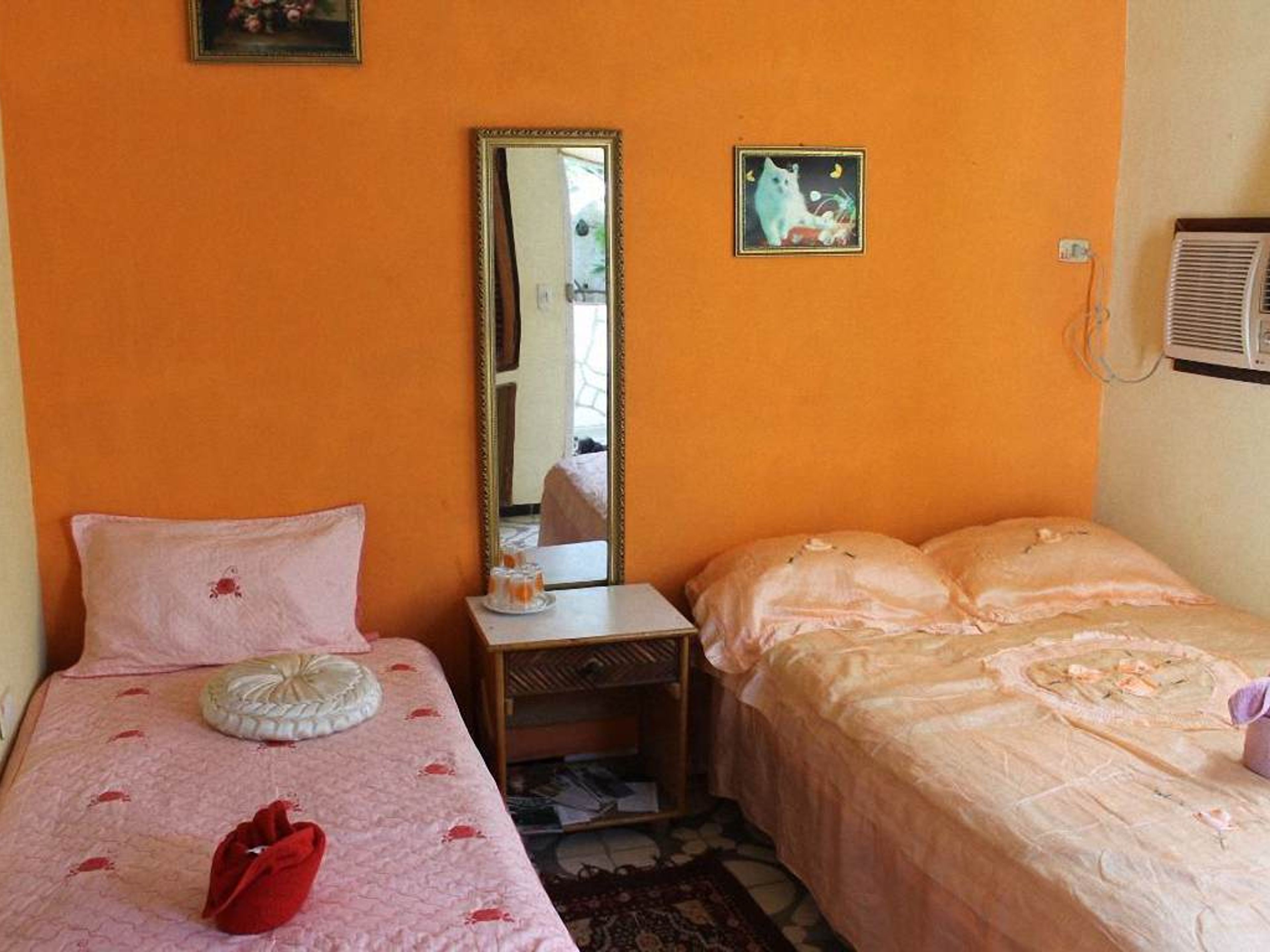 Hostal Villa Toledo, ANASTACIO CARDENAS, No. 356Standard room