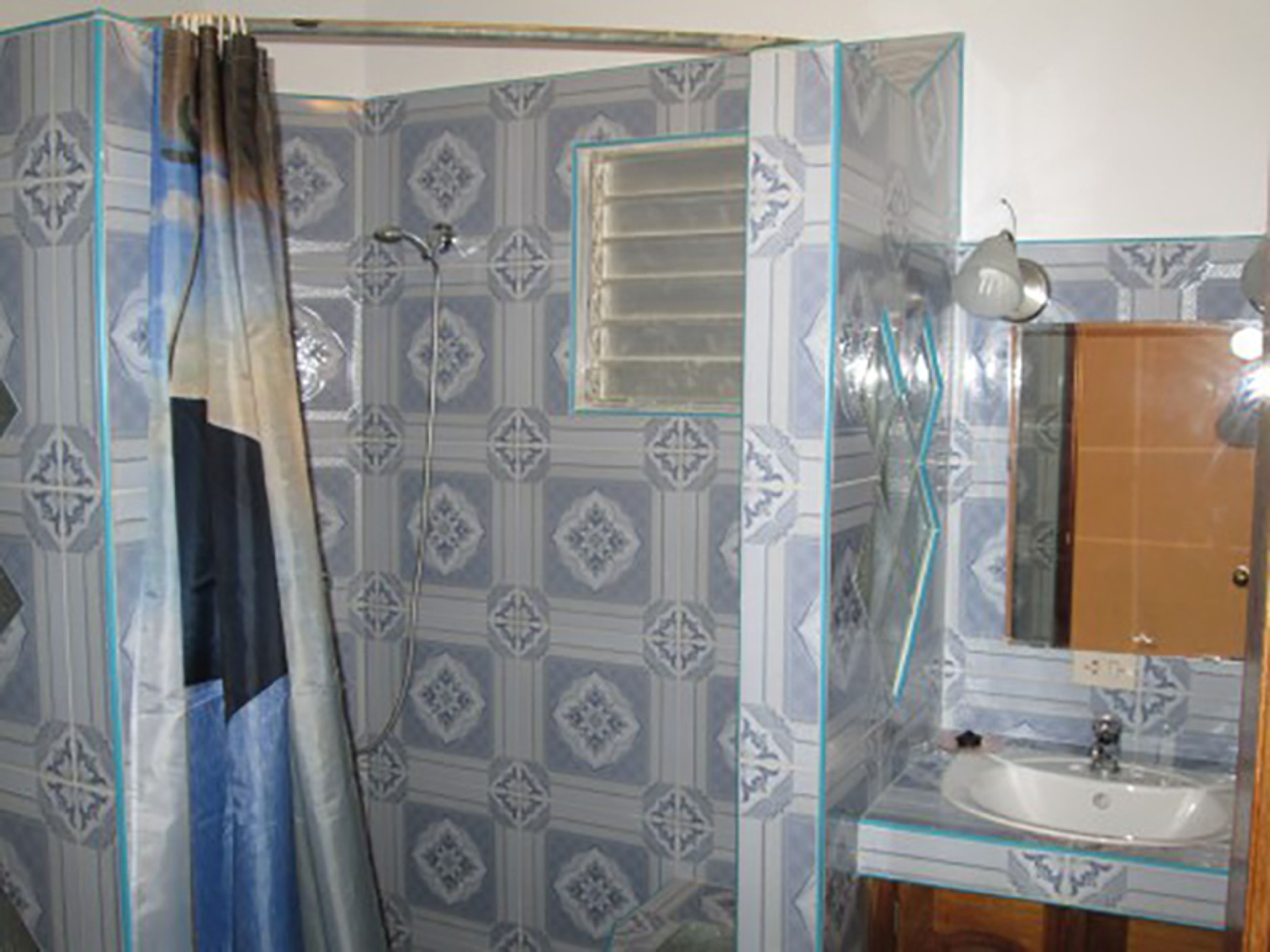 Casa Dussac, MARIO LÓPEZ, Playa LargaBathroom's view