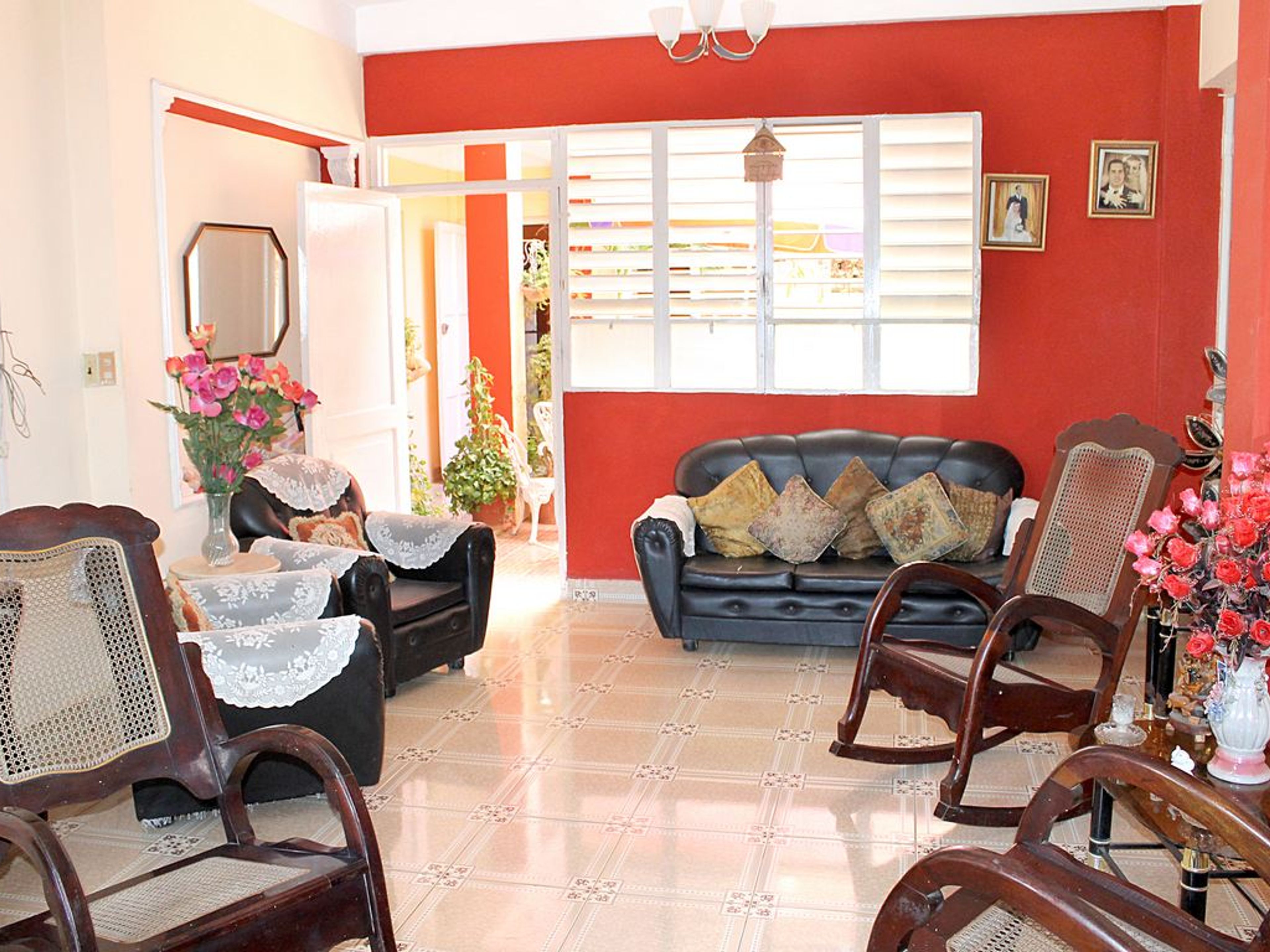 Hostal Margarita y Alfredo, CAMILO CIENFUEGOS (Santo Domingo), No.206House's living room