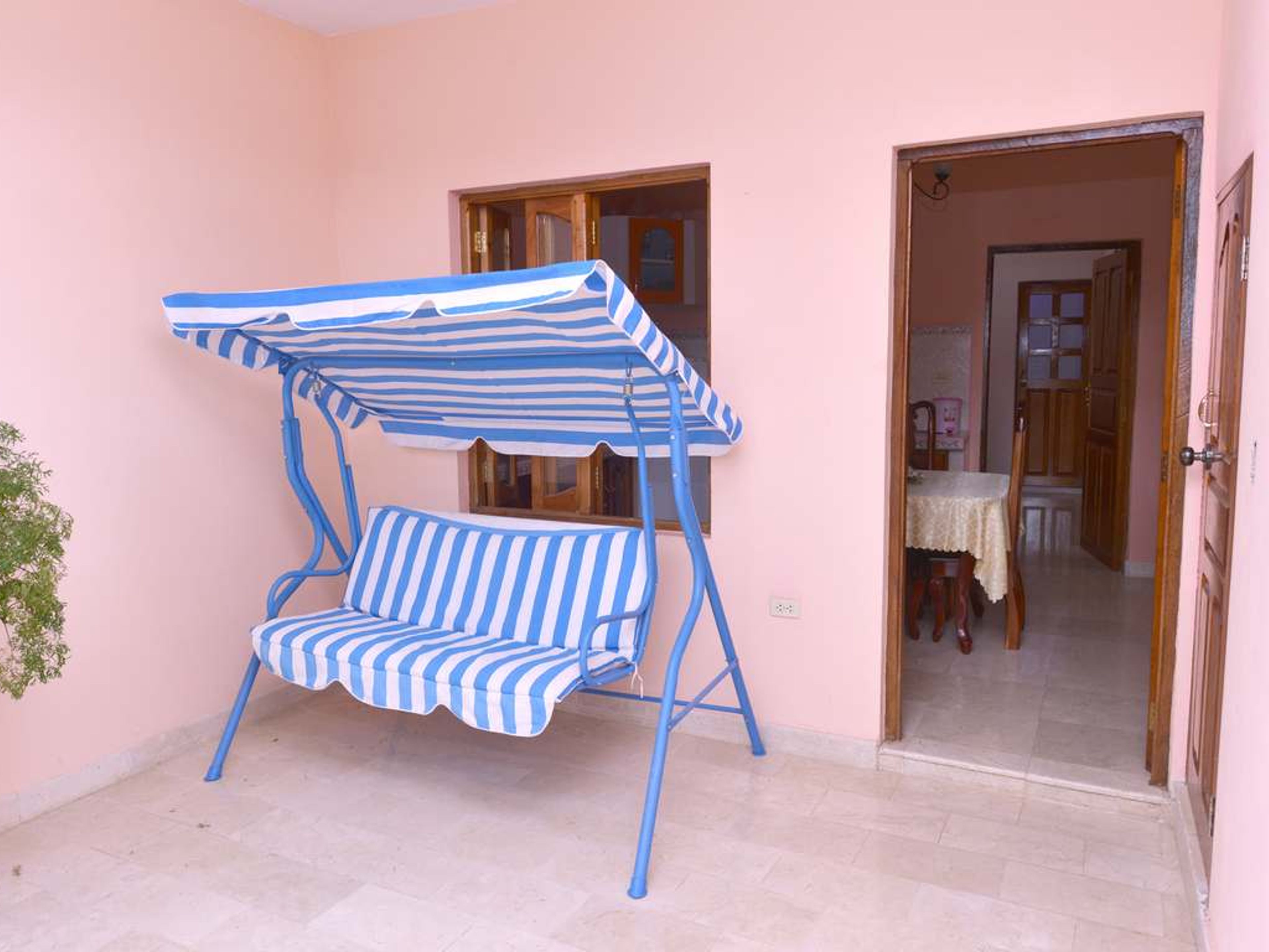 Hostal Las Terrazas, JESÚS BETANCOURT (Angustia) No.109House's interior patio view