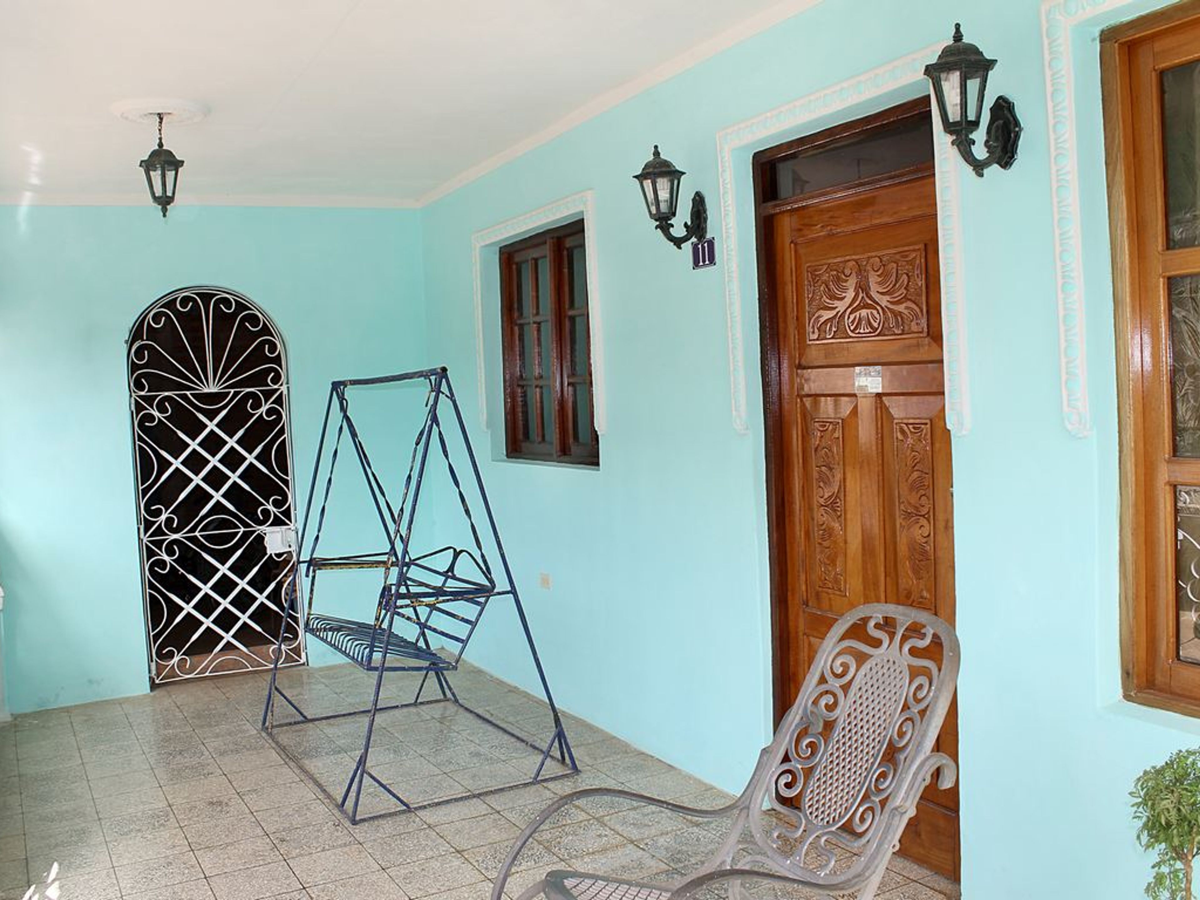 Hostal Río de Agua Viva, SANTIAGO ESCOBAR (Callejón del Olvido), No.11House's entrance view