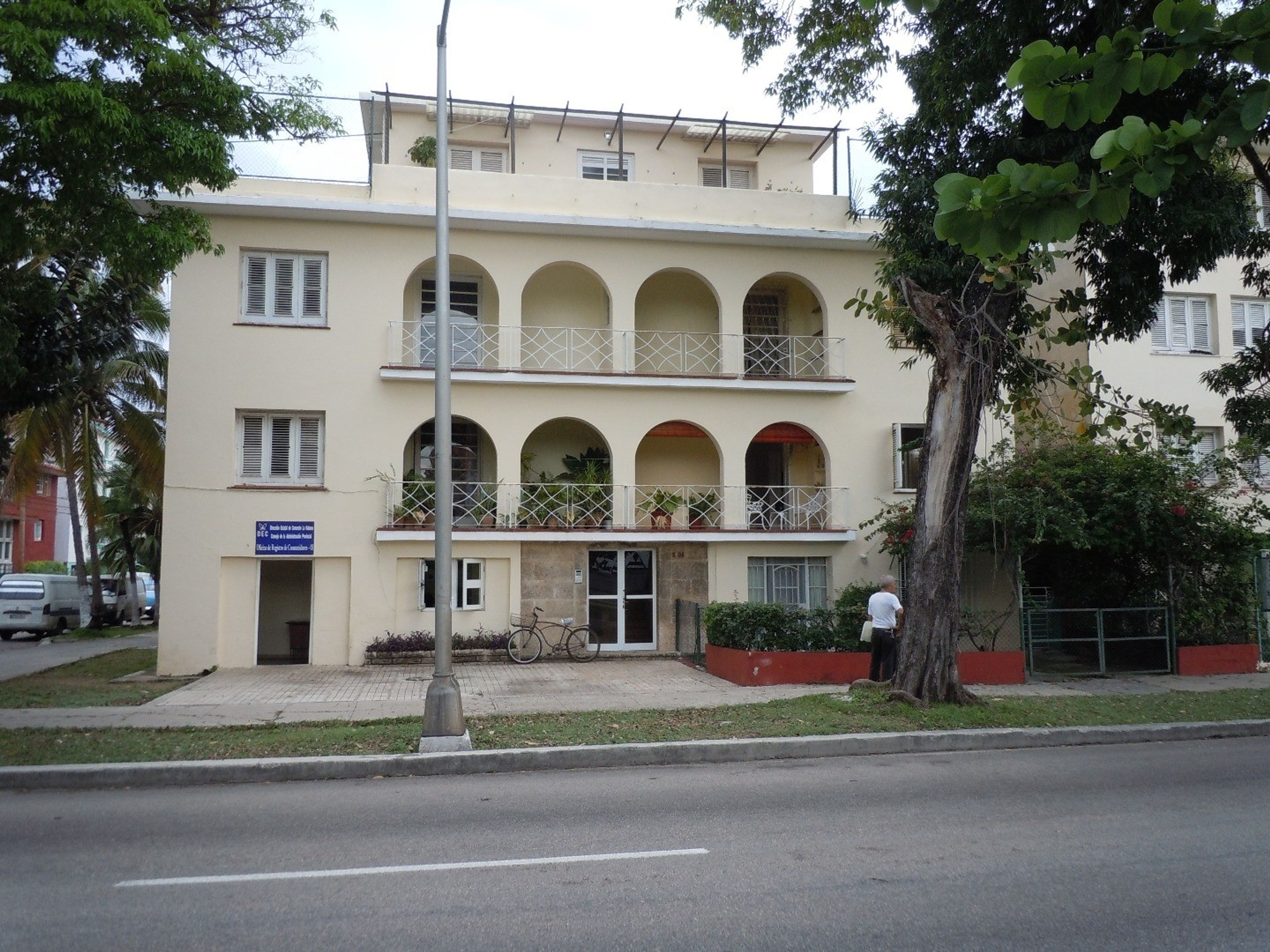 Mau Apartment, CALLE 5ta AVE, No. 9408