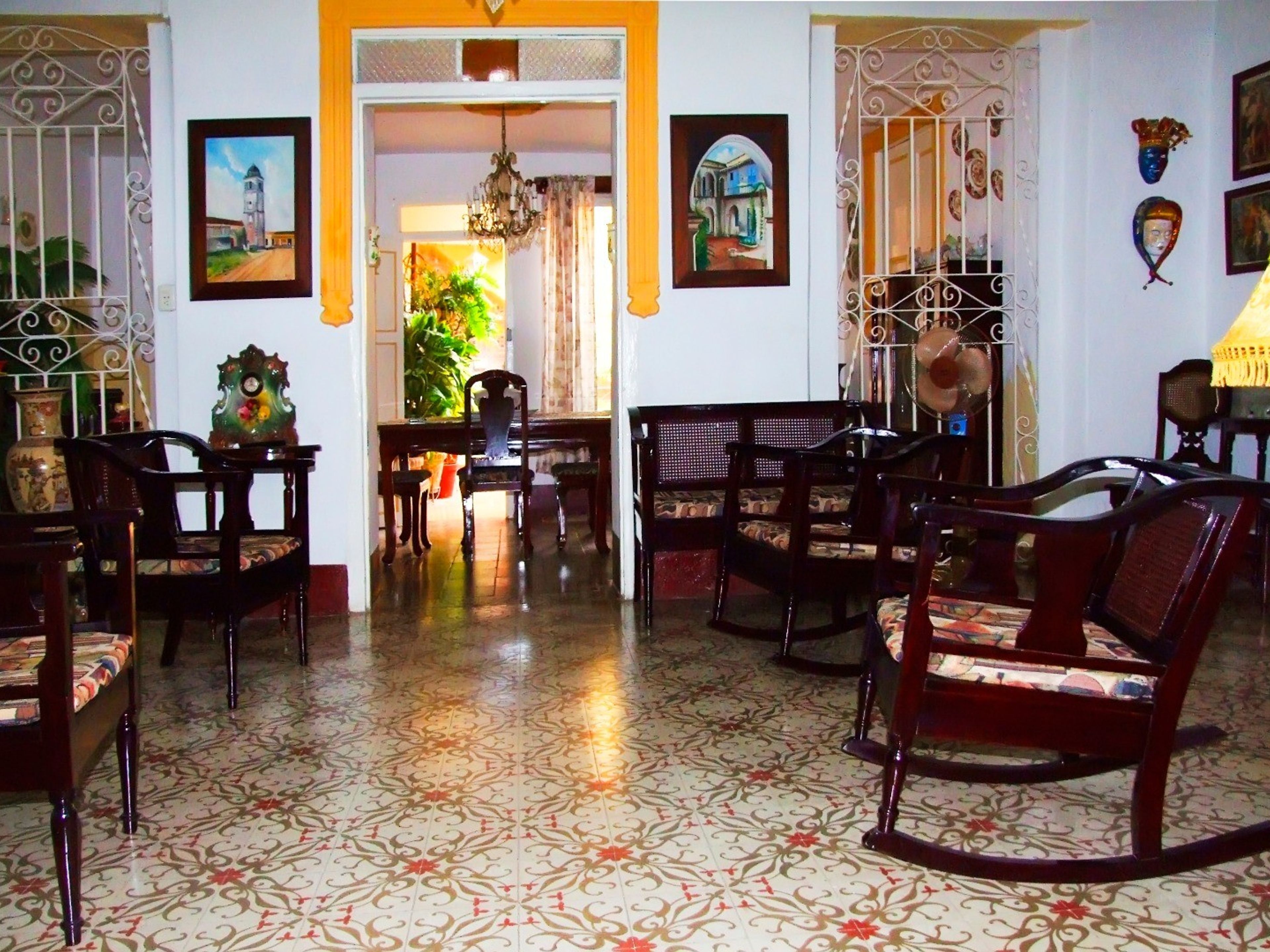 Casa Miriam Lagunilla, JOSÉ MARTÍ (Jesús María) No. 327House's living room
