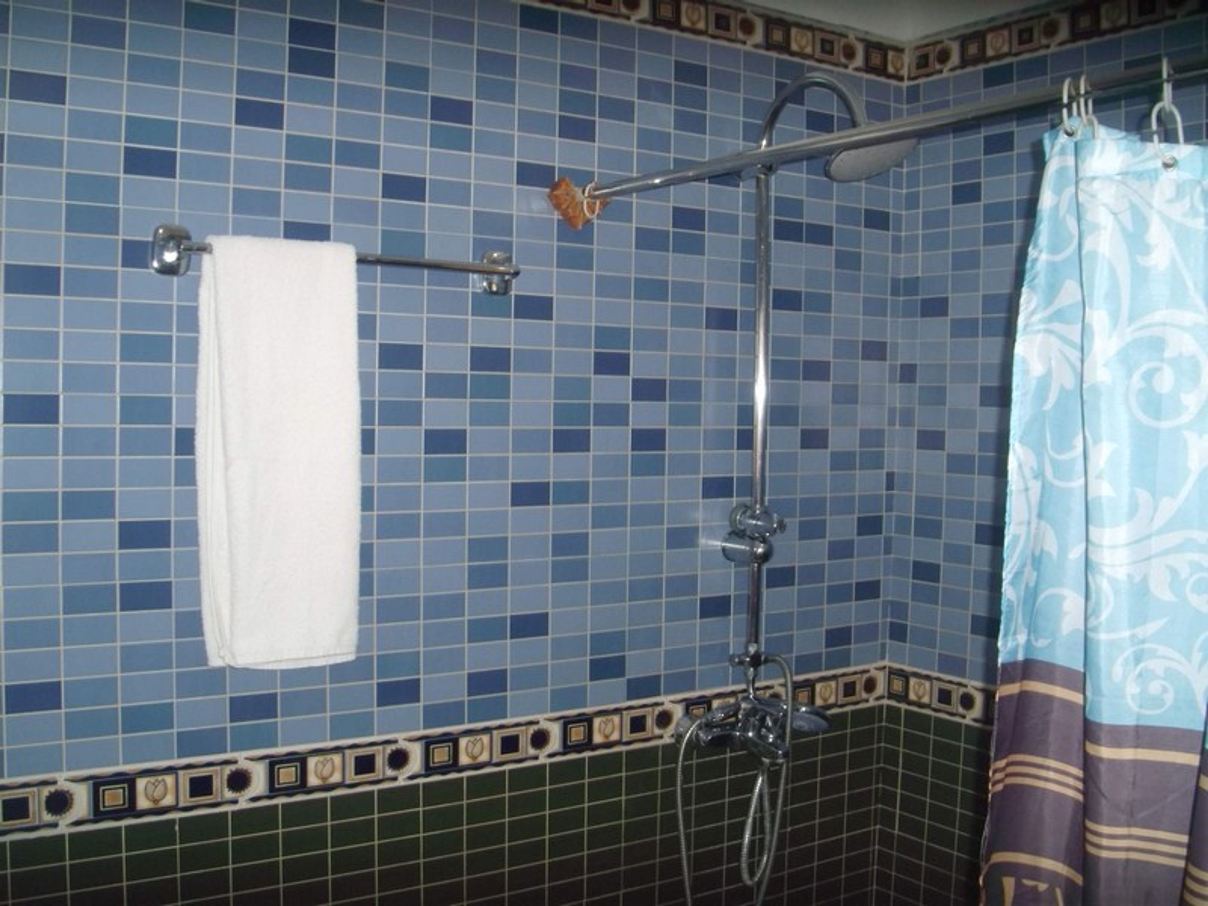 Hostal La Española, ANTONIO MACEO, No. 516Bathroom´s view