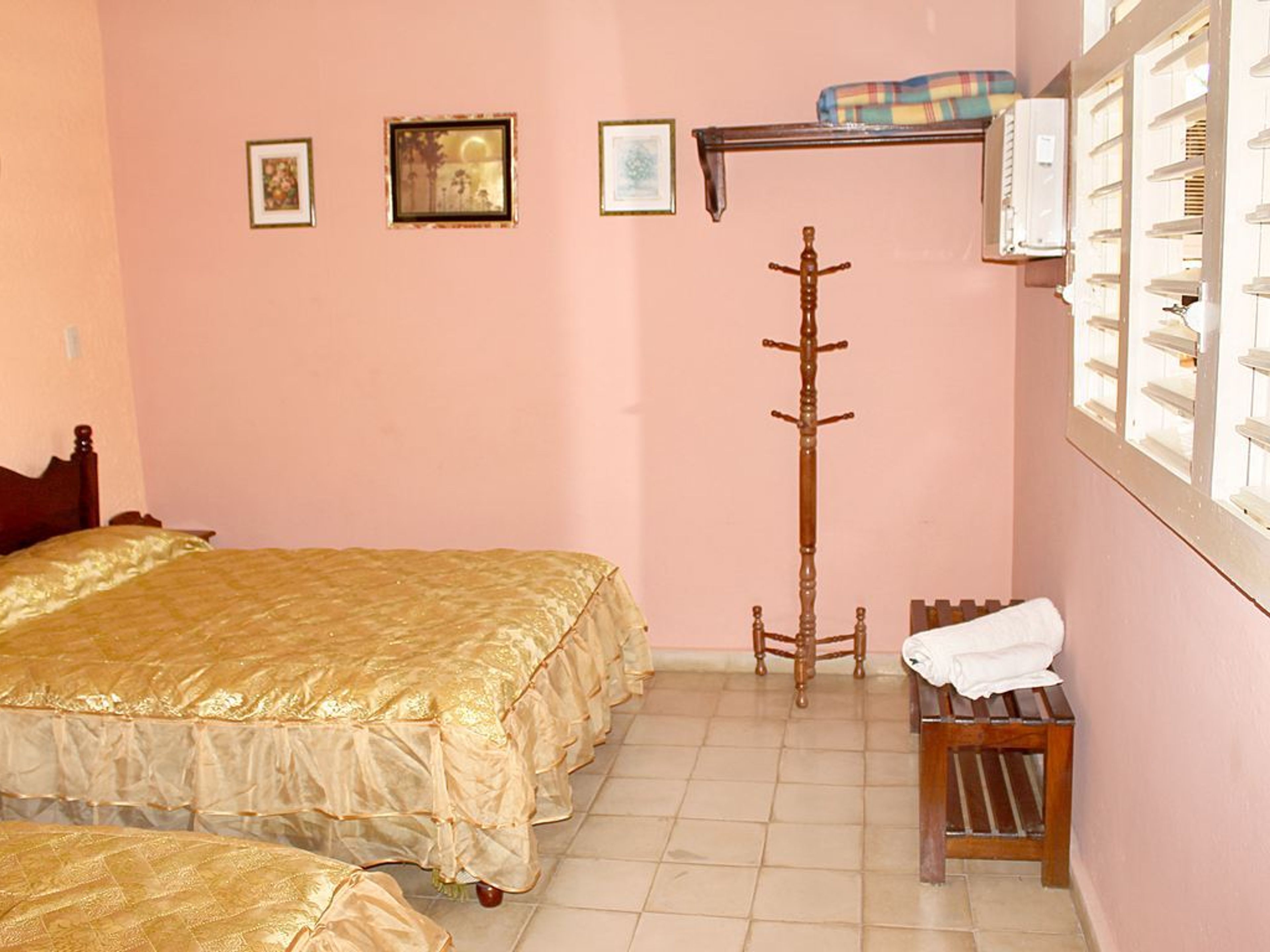 Casa El Gallego y Barbara, ANTONIO GUITERAS (Mercedes), No. 222Standard room 1