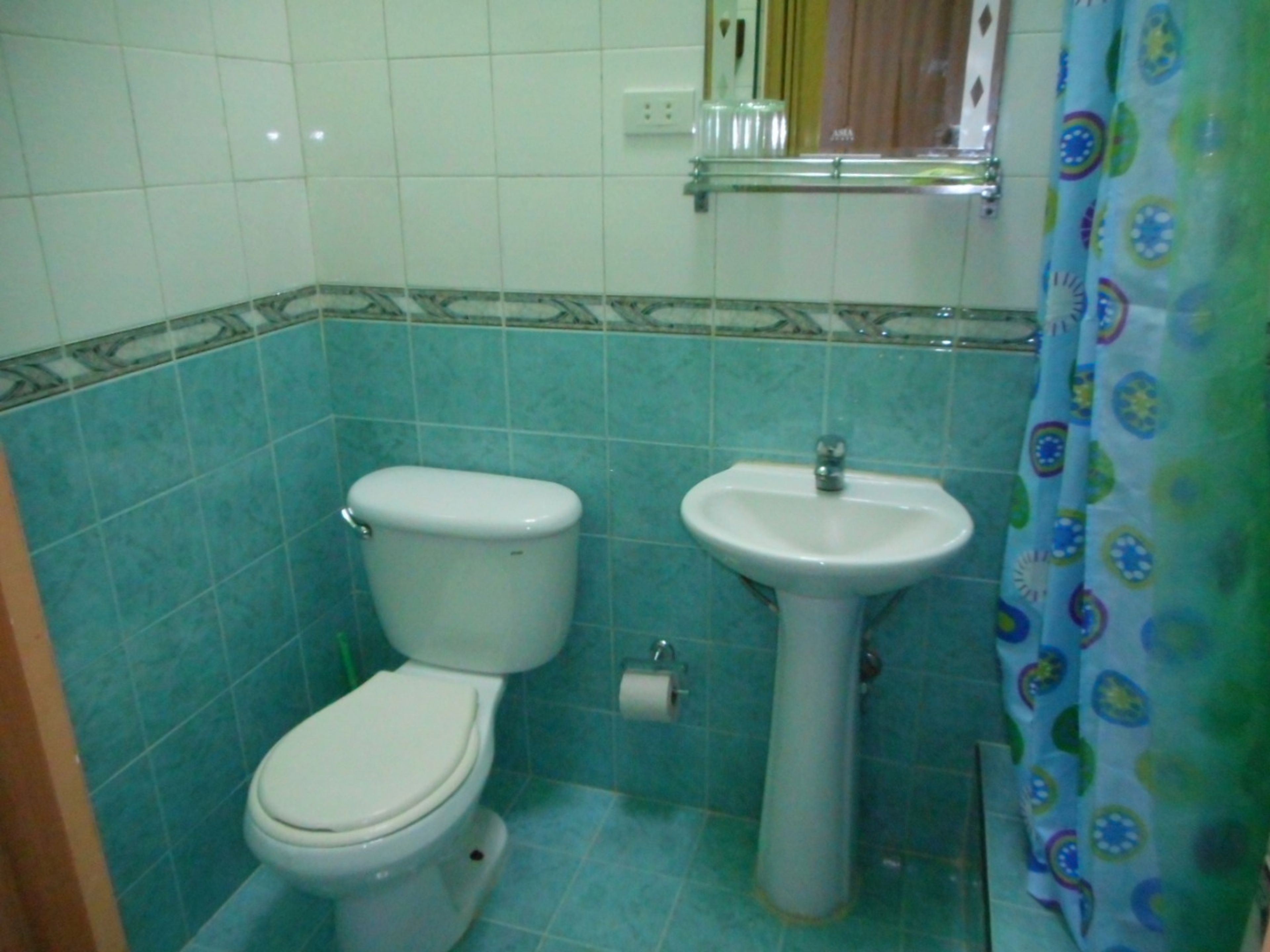 Casa de Lisandra y Jaime, AGUACATE No. 512Bathroom's view