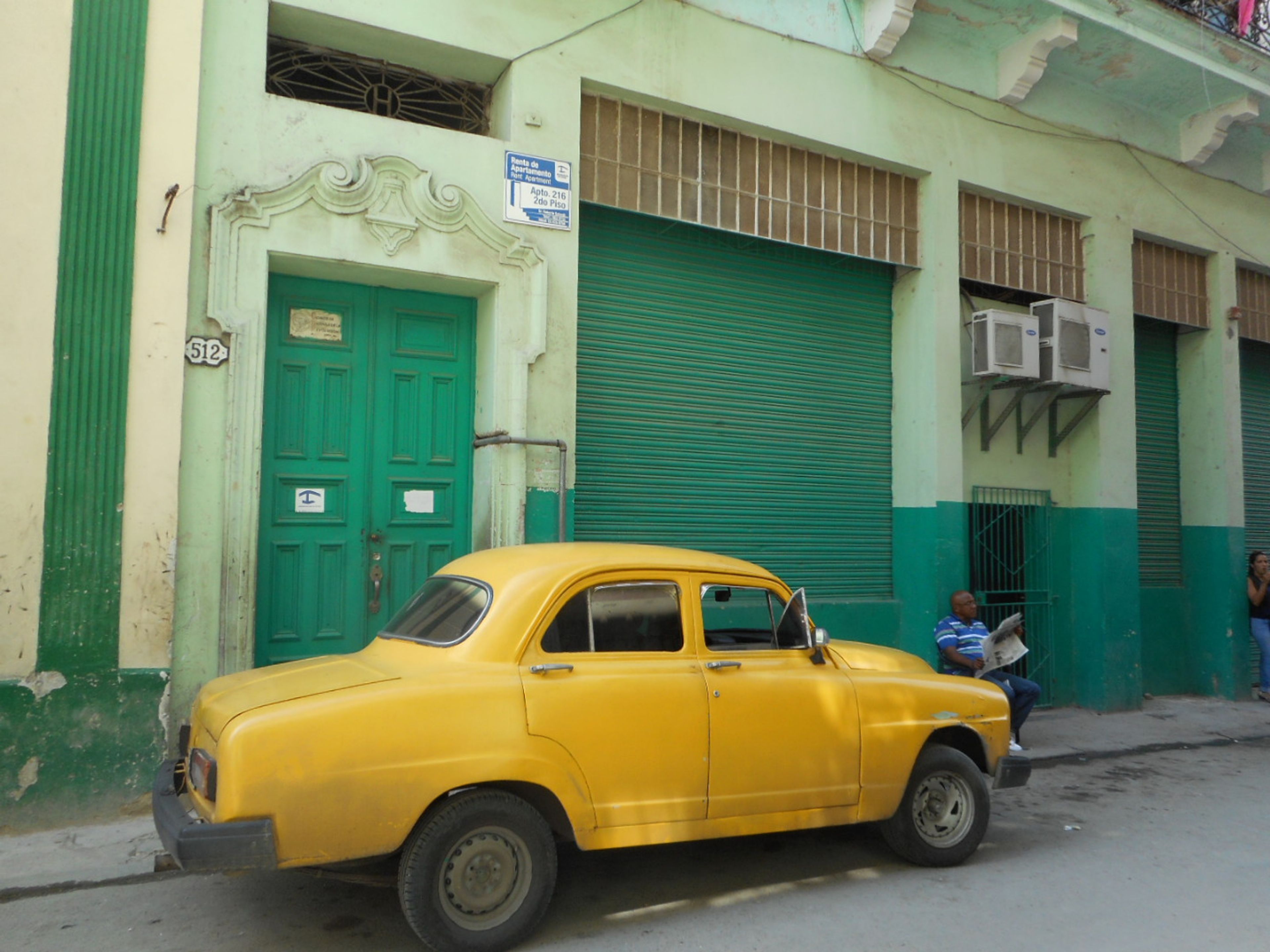 Casa de Lisandra y Jaime, AGUACATE No. 512