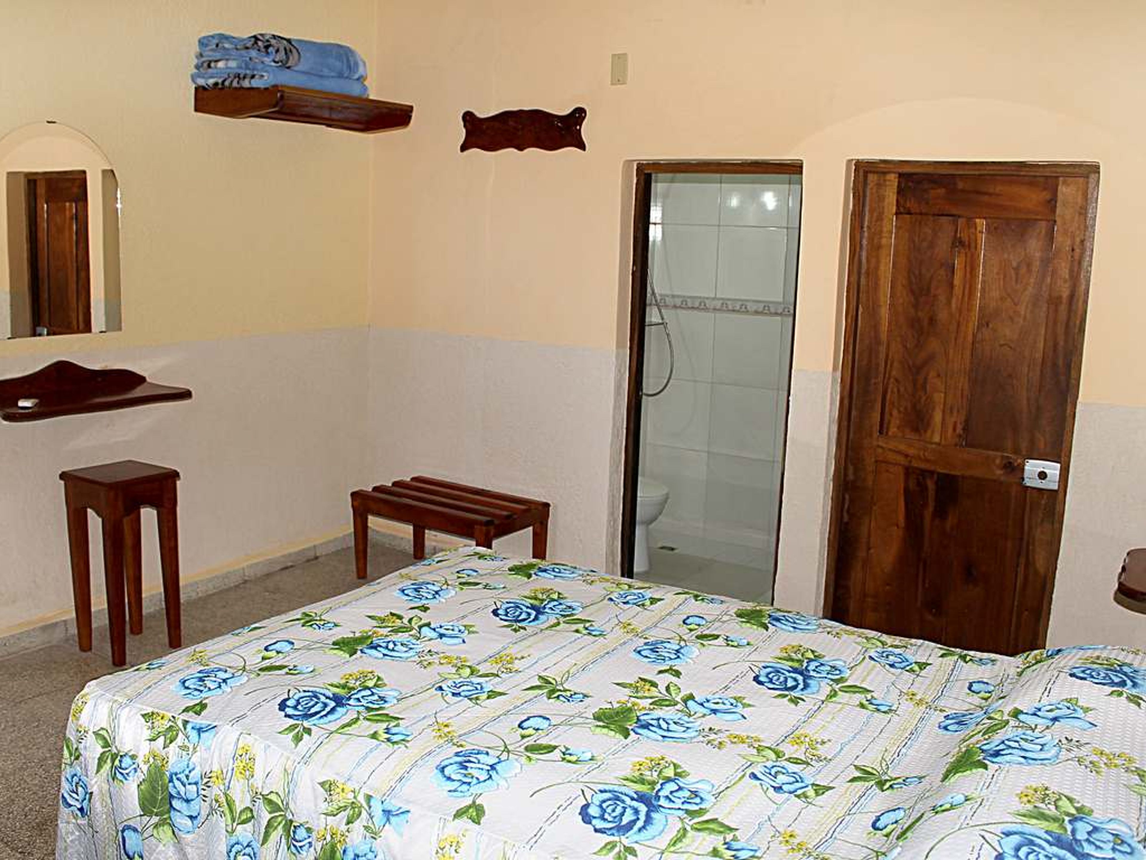 Hostal Jesús Ponce, FRANK PAÍS (Del Carmen) No. 399Standard room 1