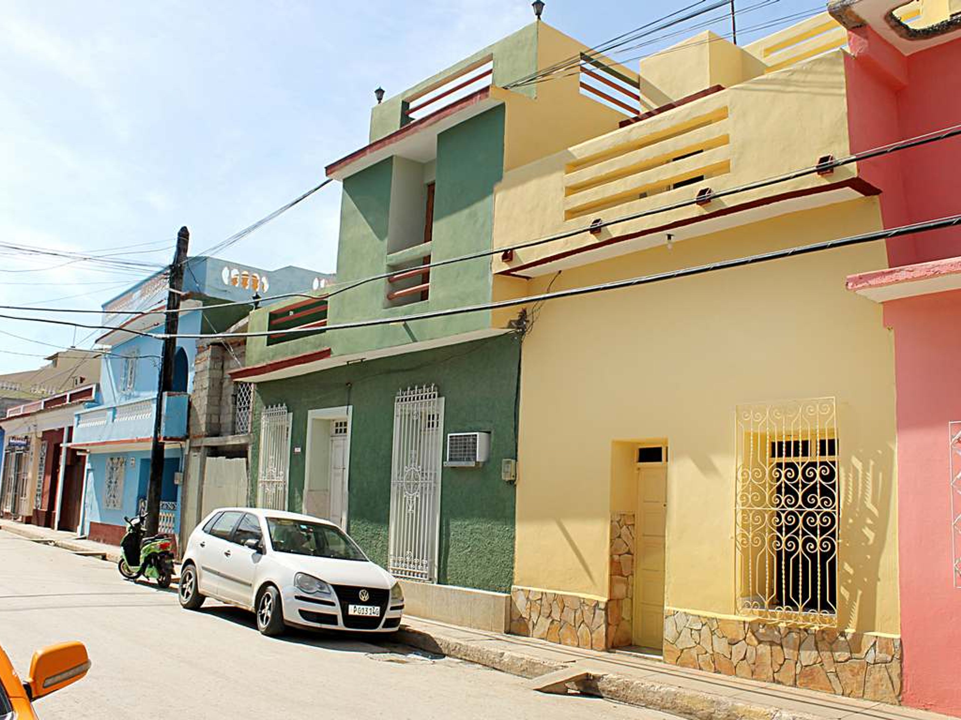 Hostal Jesús Ponce, FRANK PAÍS (Del Carmen) No. 399Trinidad old city and house's panoramic view