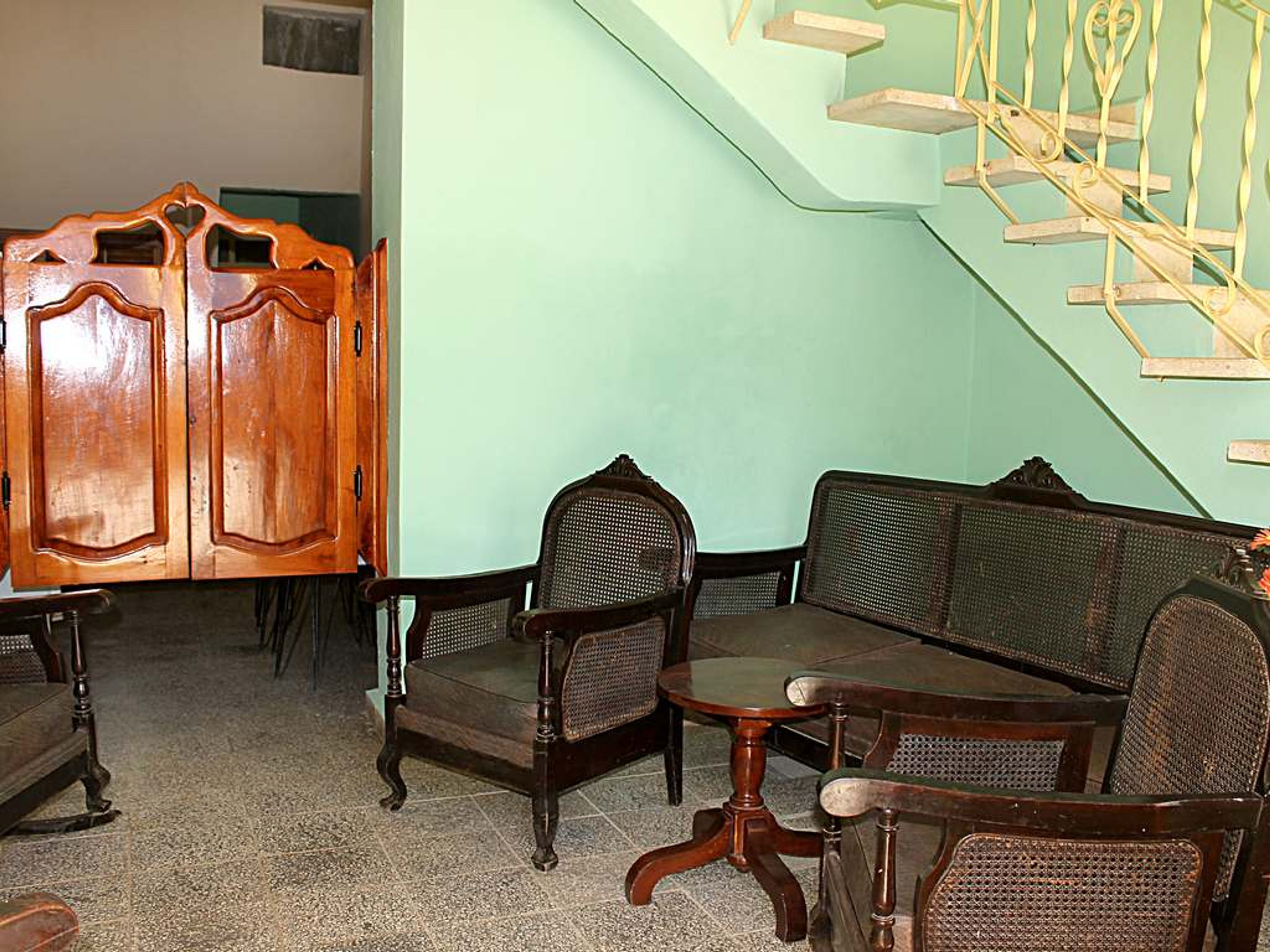 Hostal Jesús Ponce, FRANK PAÍS (Del Carmen) No. 399House's living room