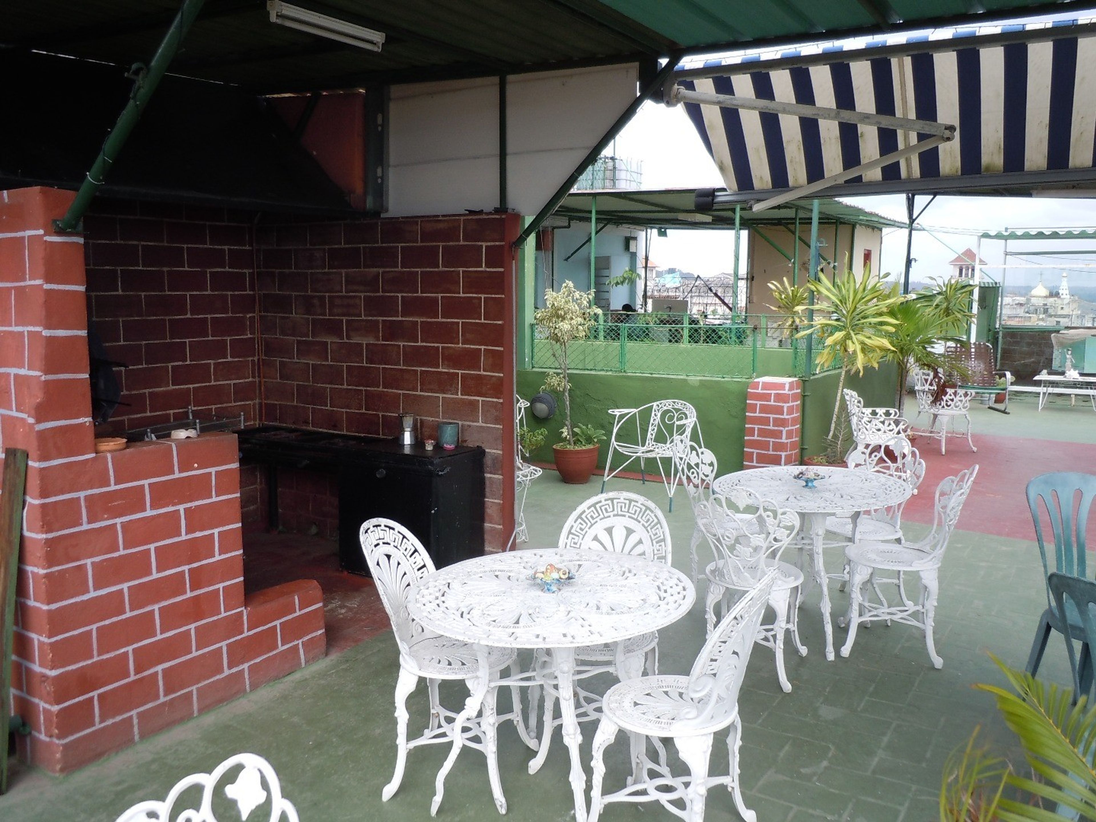 Дом La Terraza de Manolo, CUBA, No. 611House's terrace view
