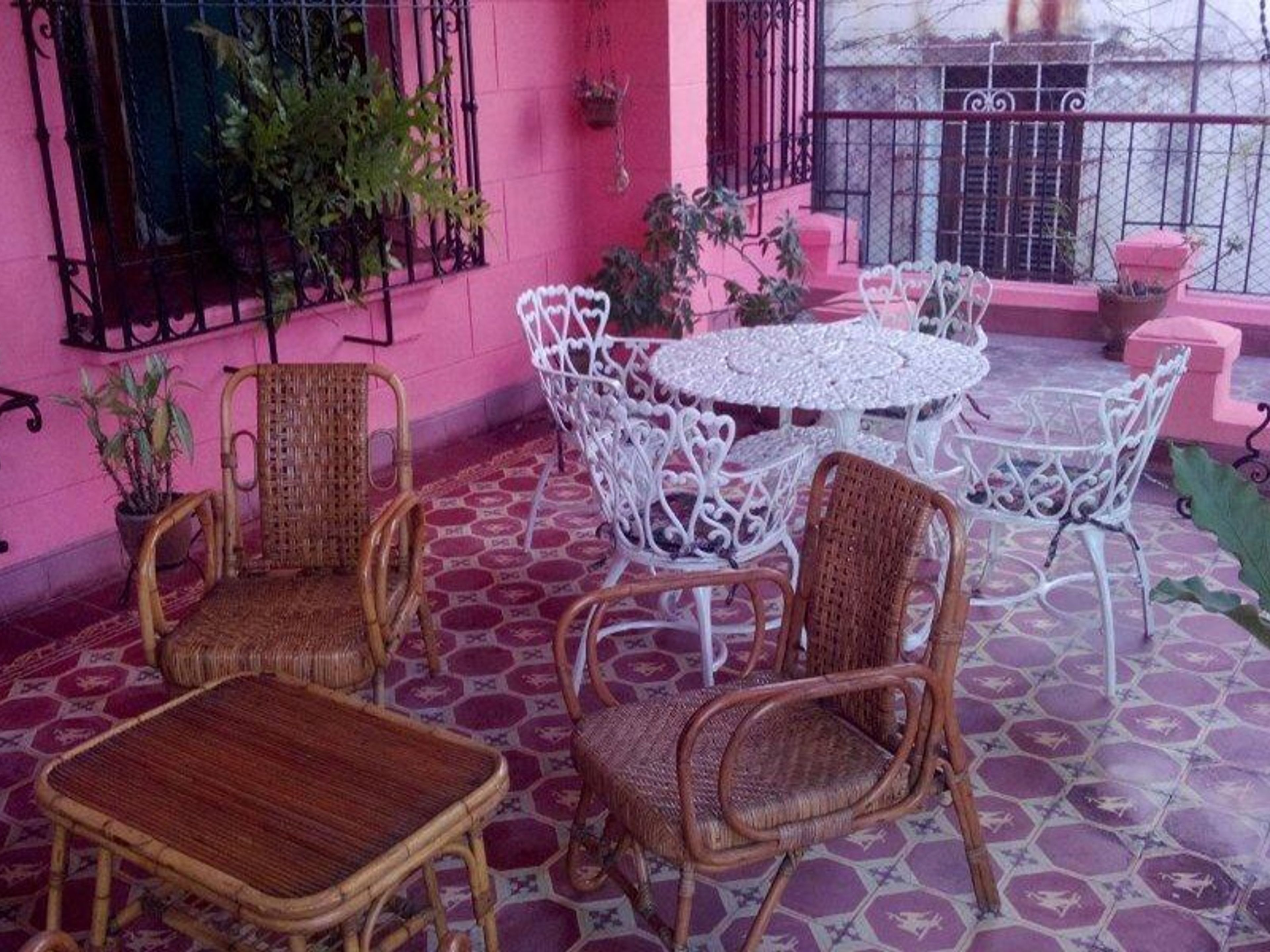 La Casona de 44, CALLE 44, No. 3706House porsche view