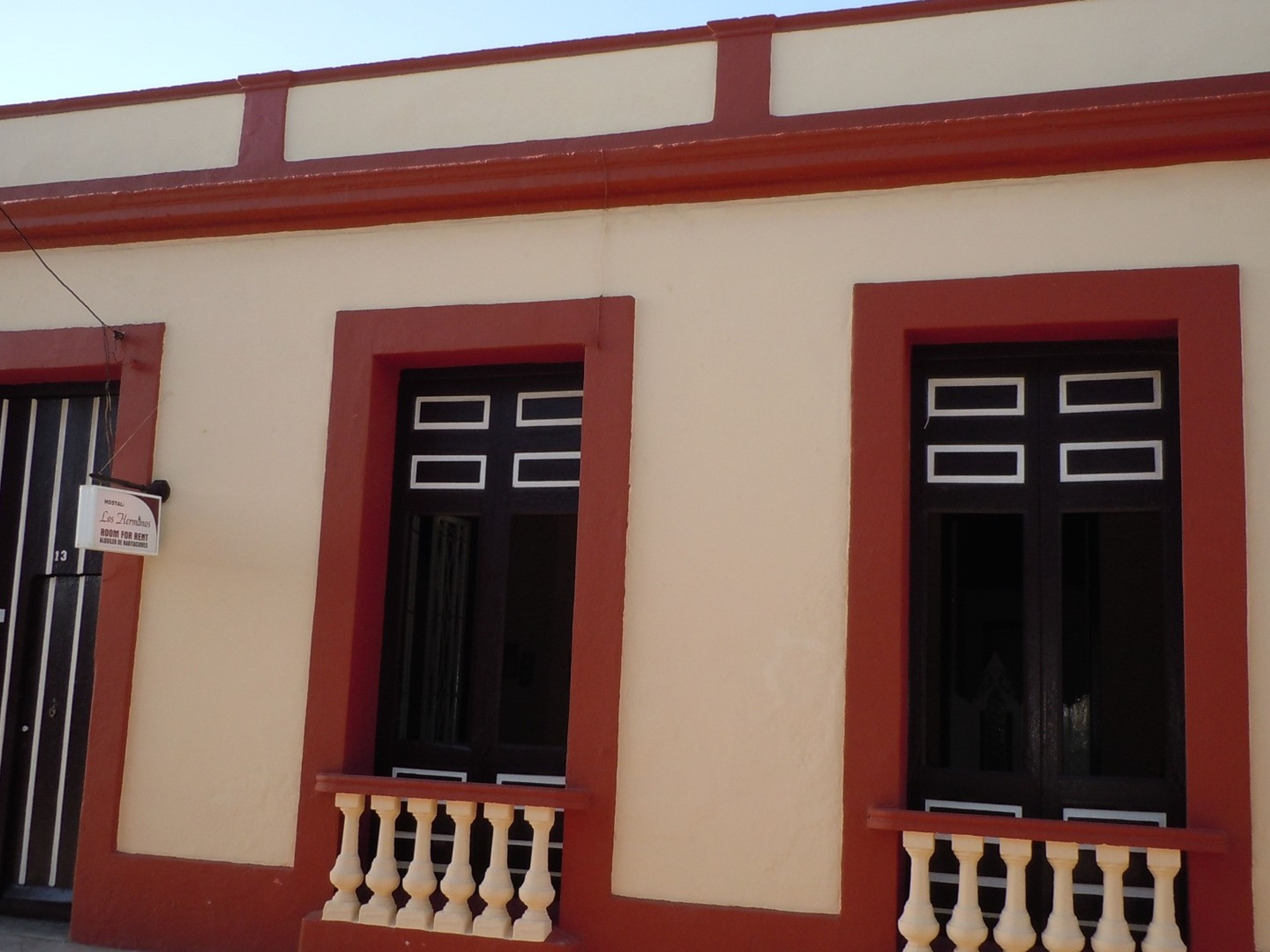 Hostal Los Hermanos, CÉSPEDES, No. 13