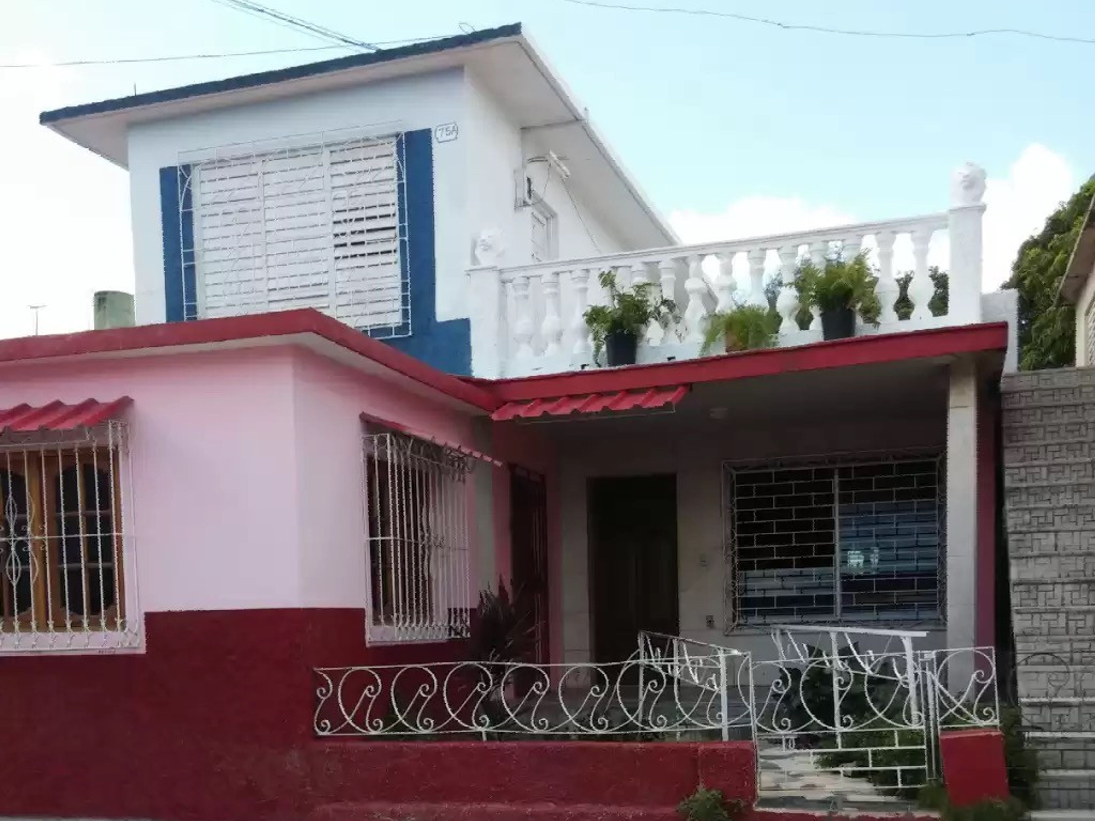 Casa 1WorldRents, FREXES, No. 75House's panoramic view