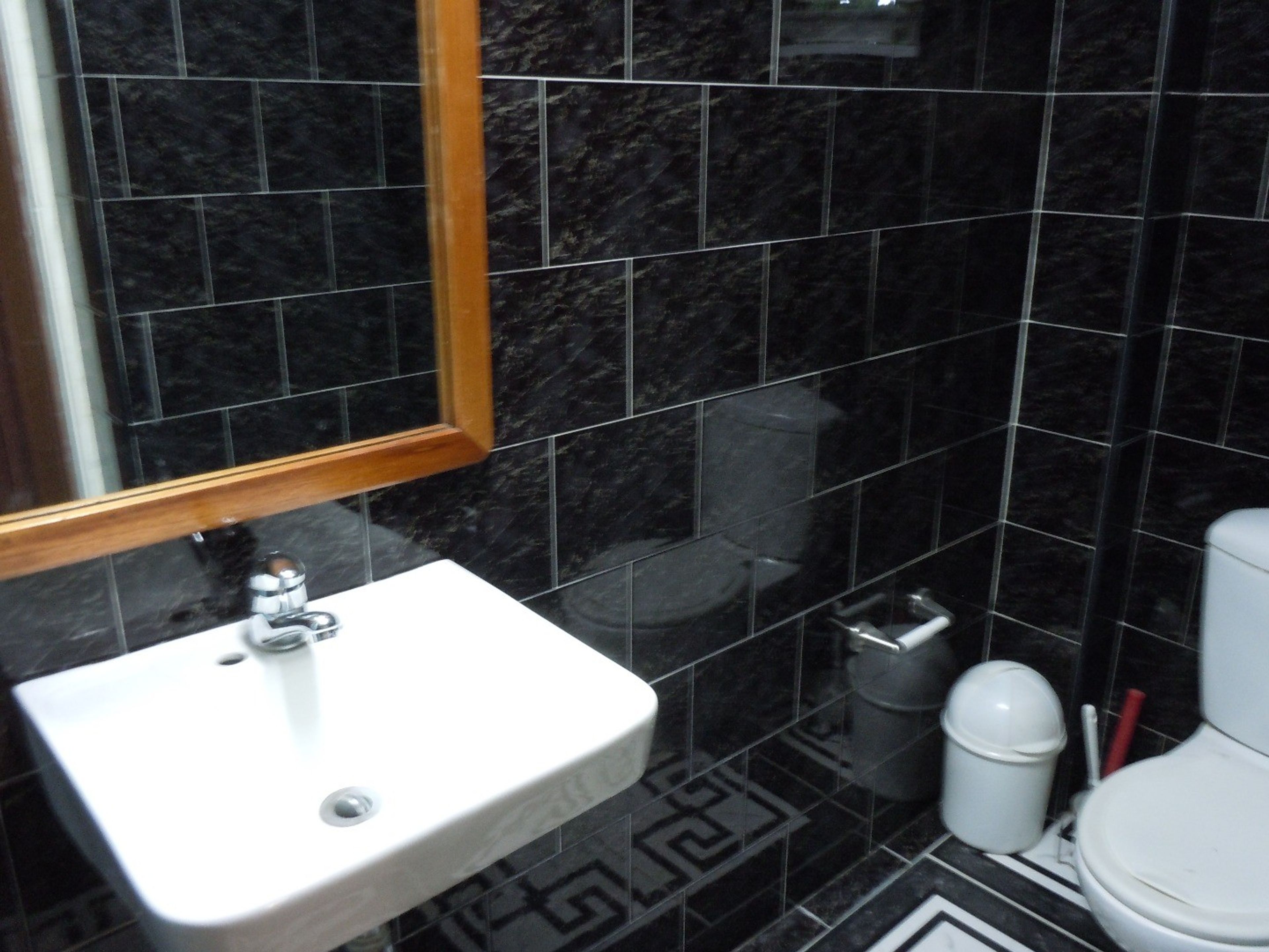 Дом Carmen Fiol, CALLE 19, No. 1464Bathroom's view