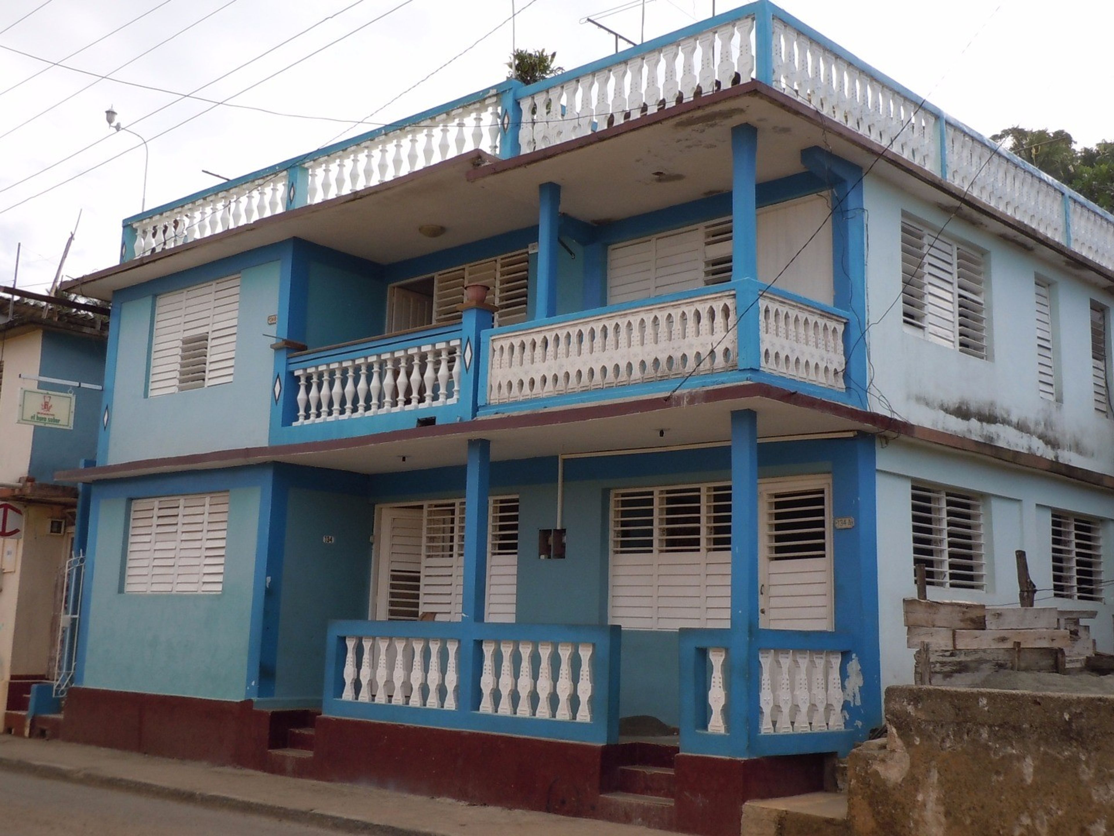 Casa Alcides y Maba, CALIXTO GARCÍA, No. 134