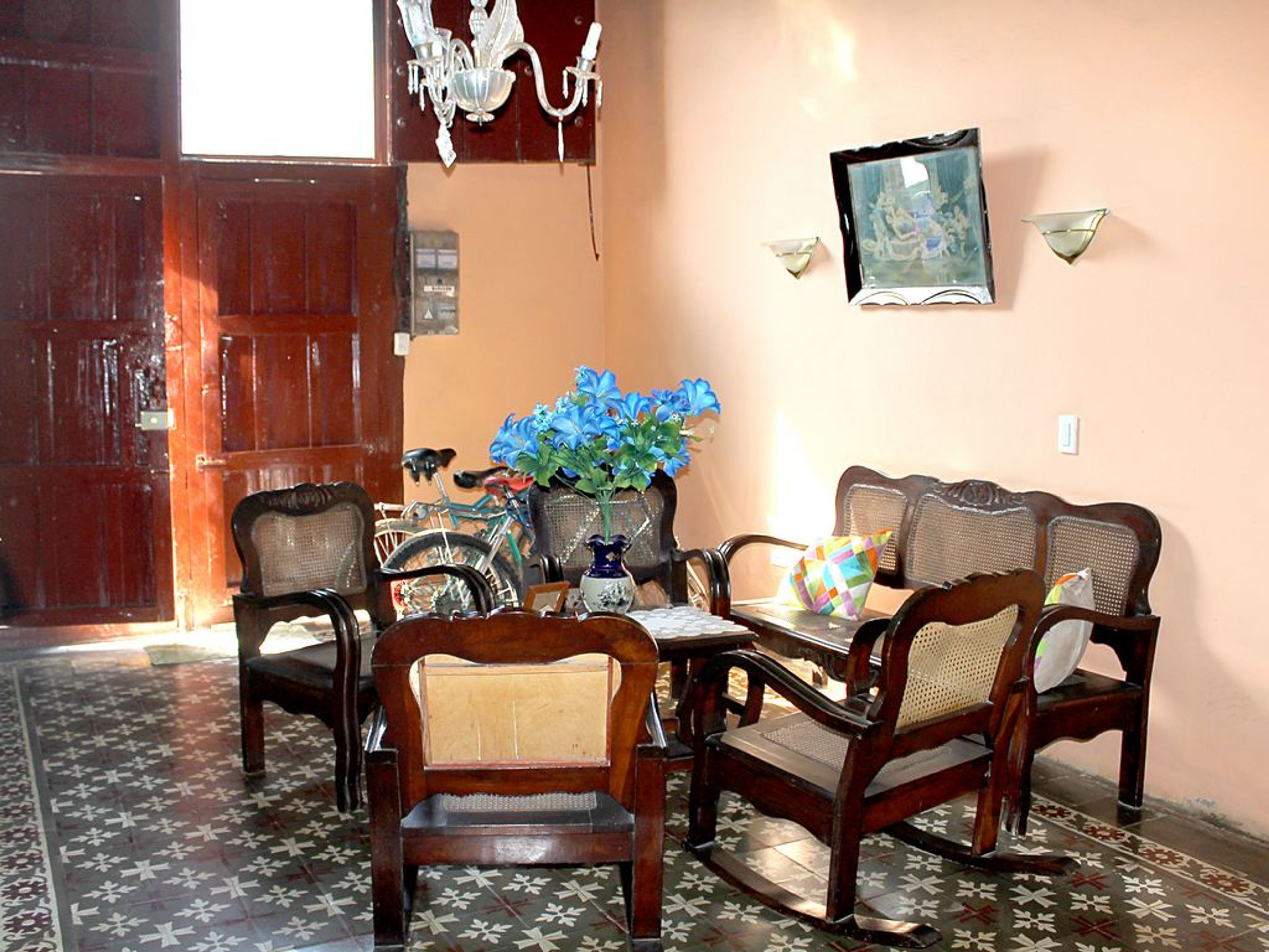 Hostal El Tyty, SIMÓN BOLIVAR (Desengaño), No.219House's living room