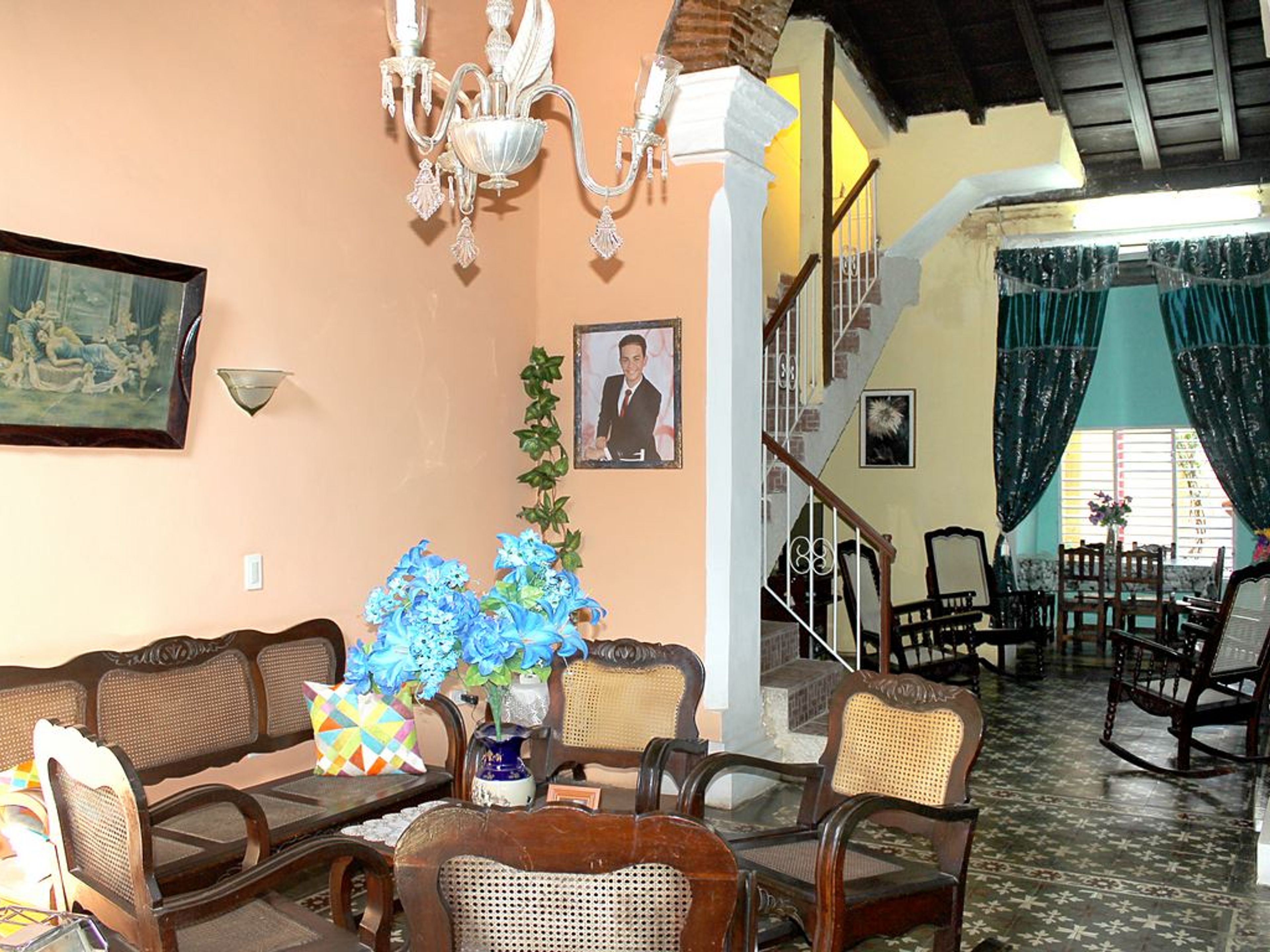 Hostal El Tyty, SIMÓN BOLIVAR (Desengaño), No.219House's living room