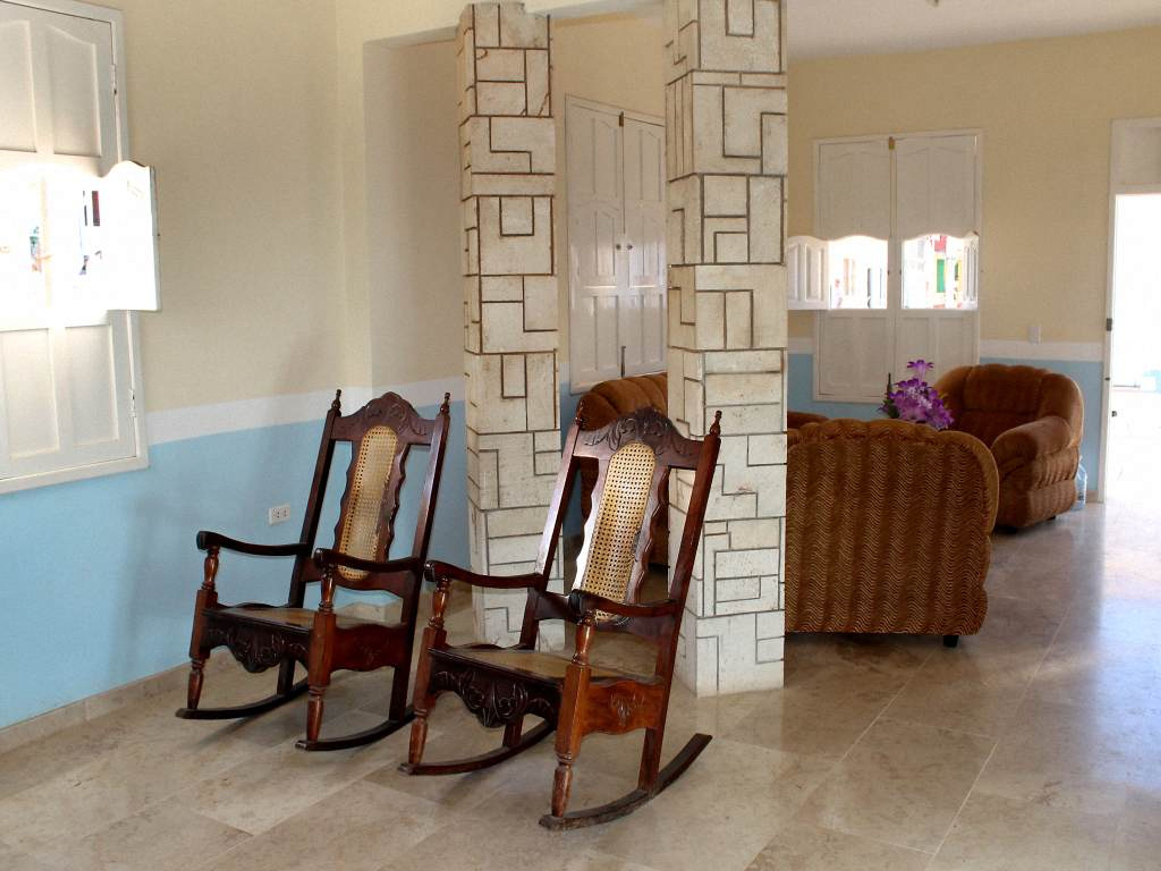 Hostal La Merced, ANTONIO GUITERAS (Mercedes), No. 106House's living room
