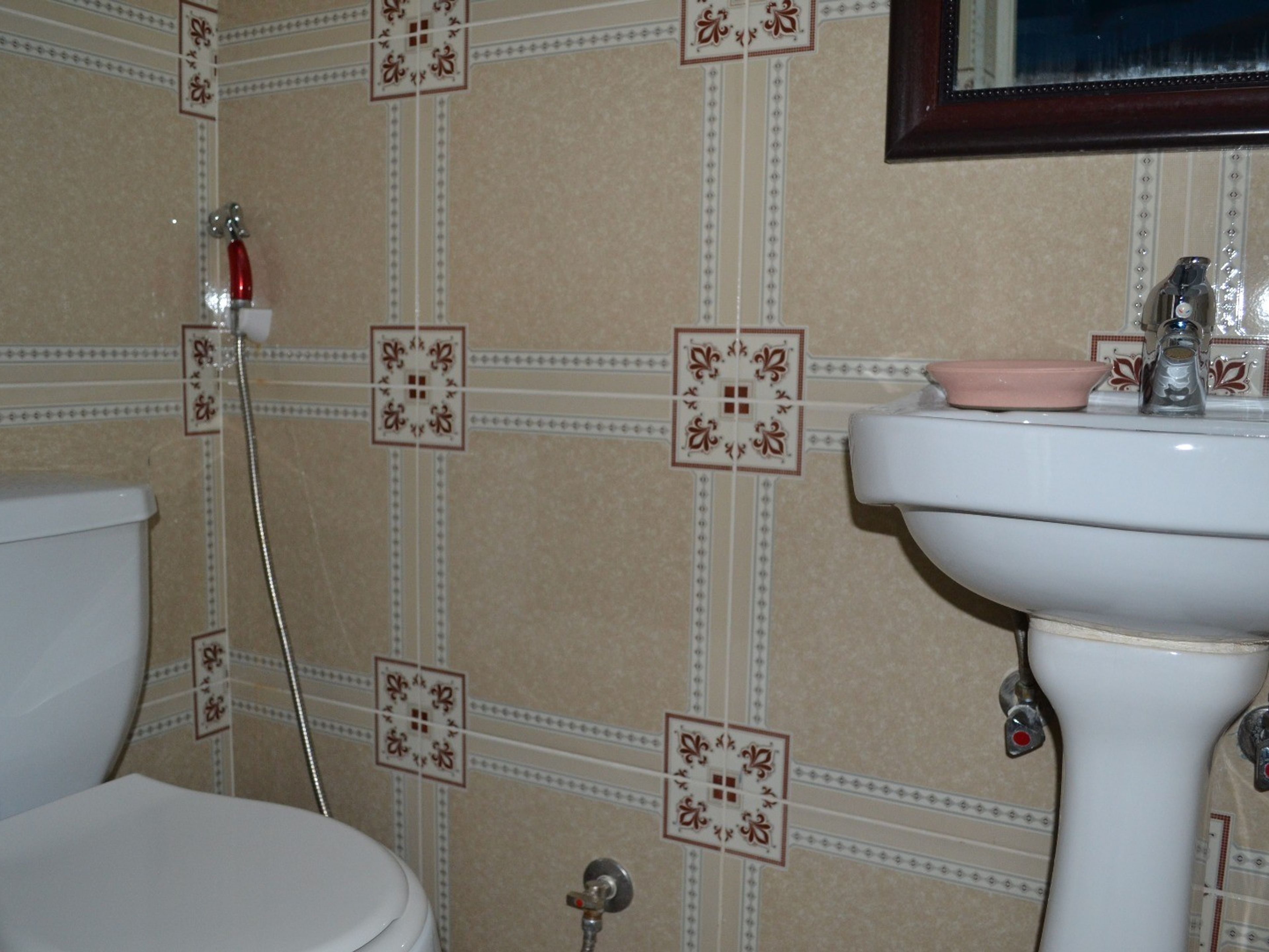 Casa Muñoz, JOSÉ MARTÍ (Jesús María), No. 401 - Bathroom view