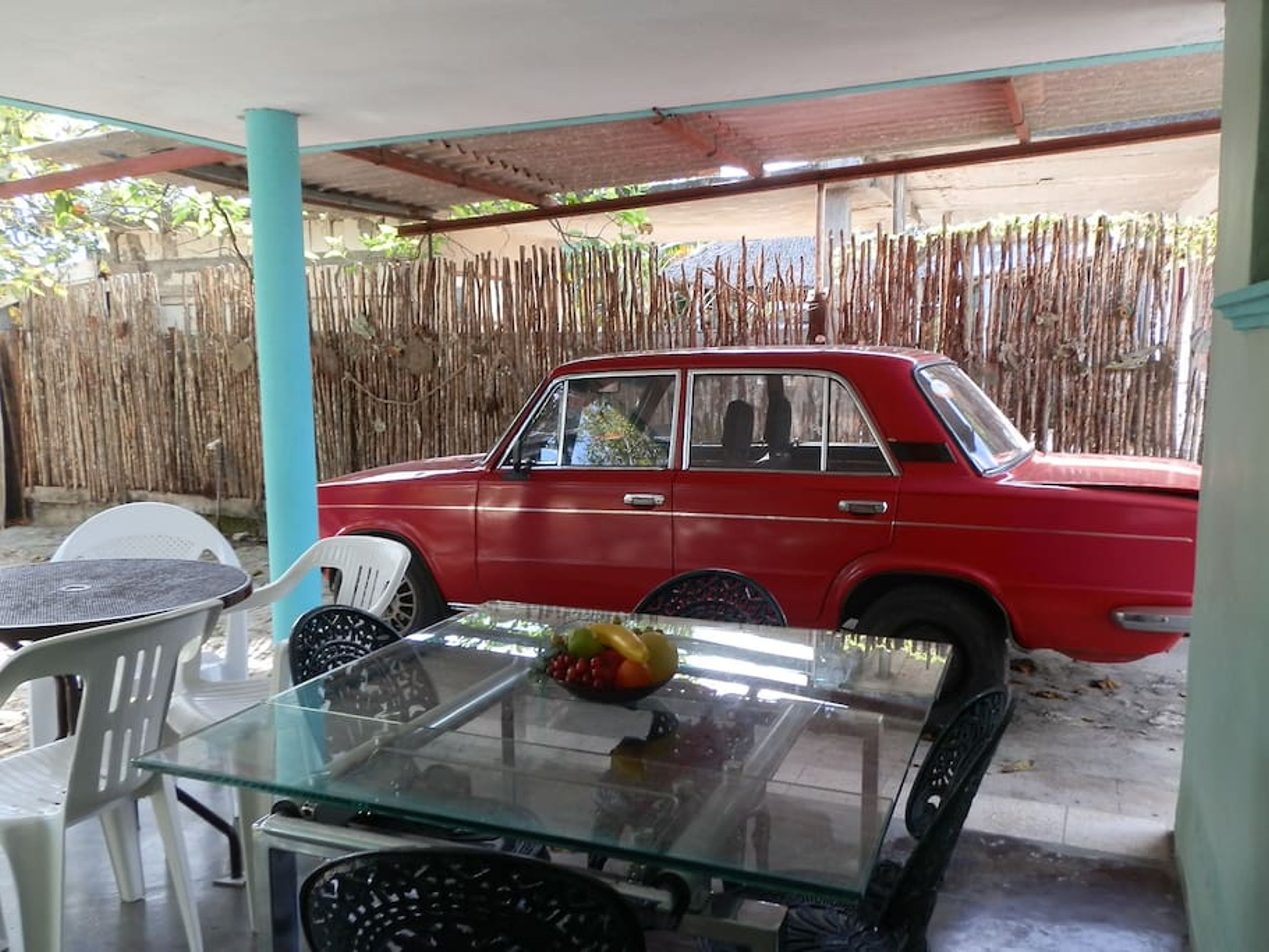Hostal Ponce de León, GIRONCITOHouse's terrace and private parking