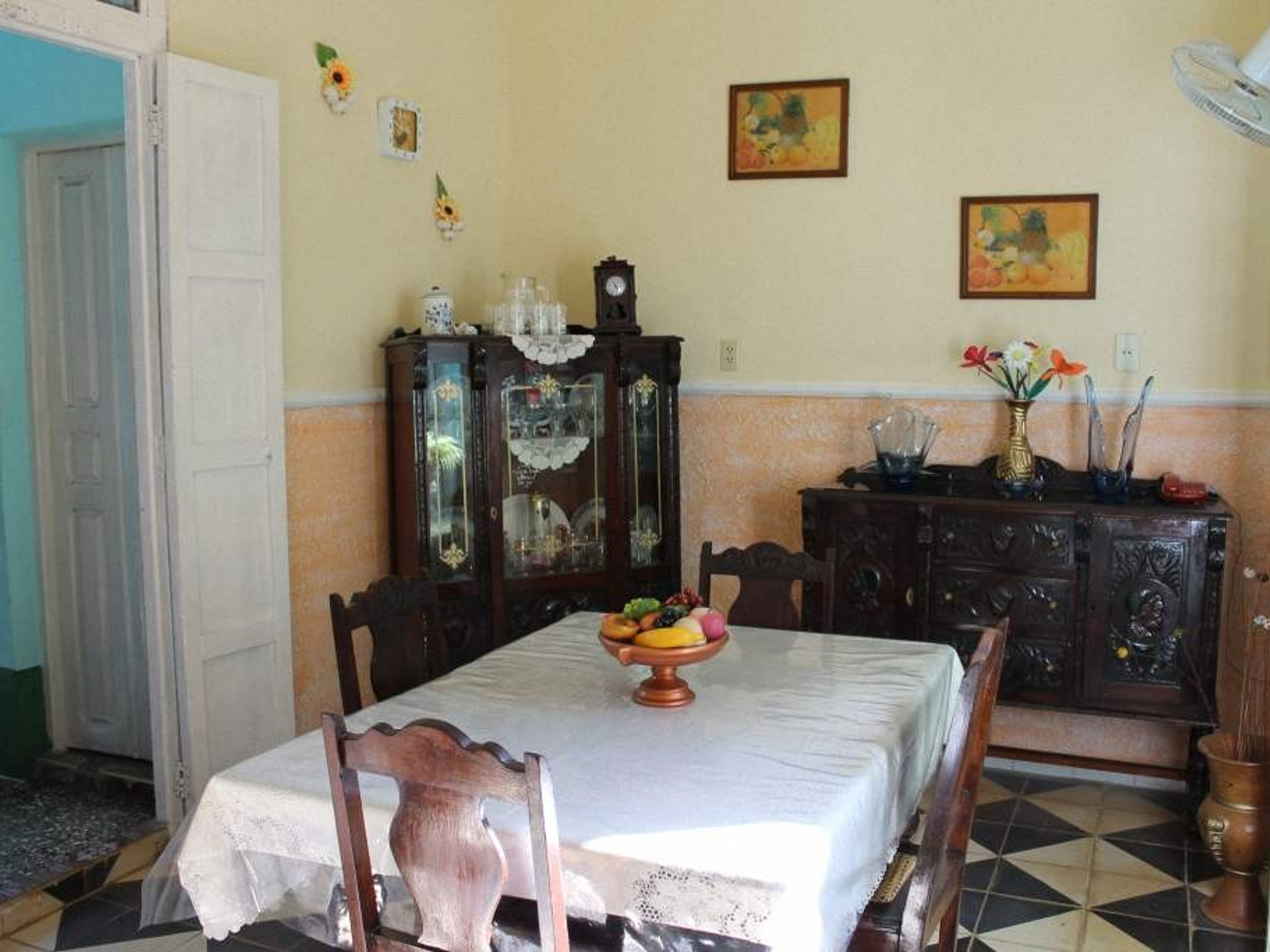 Hostal El Bucaro, CAMILO CIENFUEGOS (Santo Domingo), No. 31House dinning room