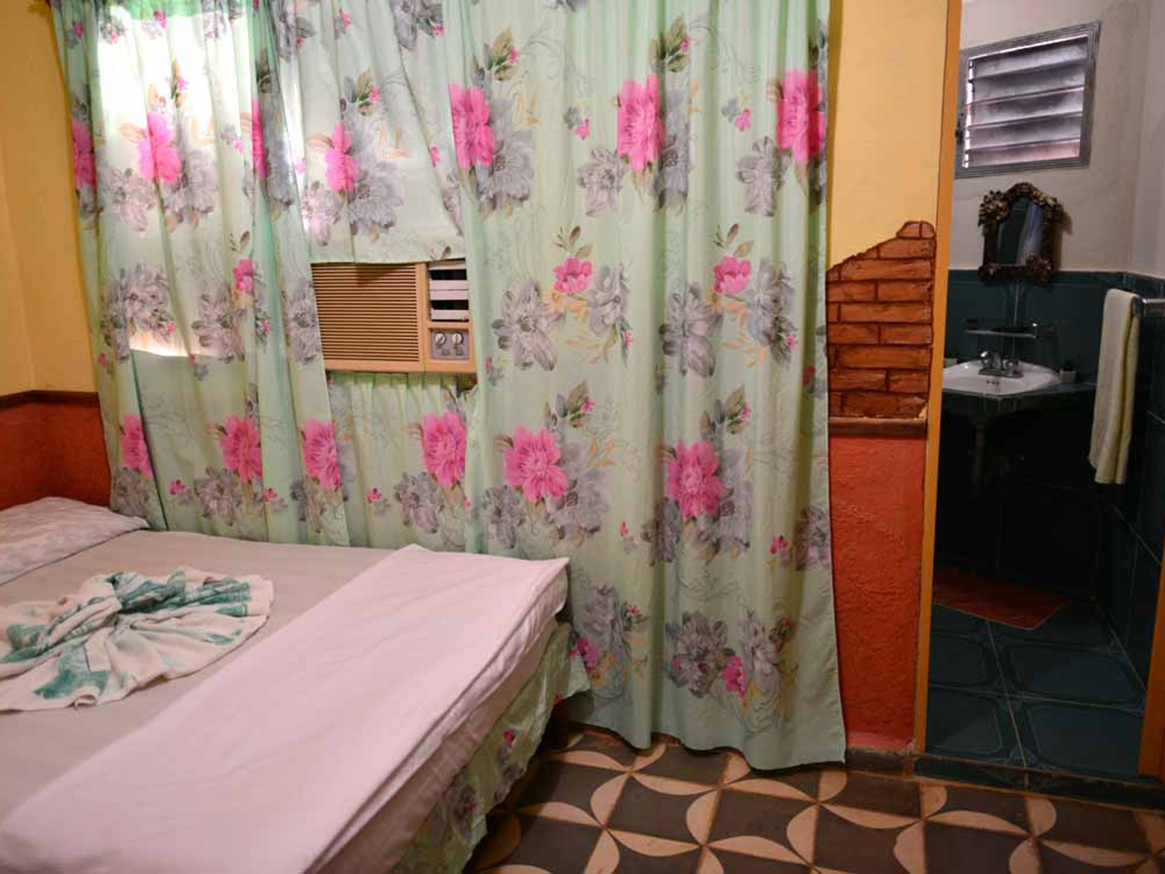 Hostal ALMAR Trinidad, CALLE A, No.13Standard room
