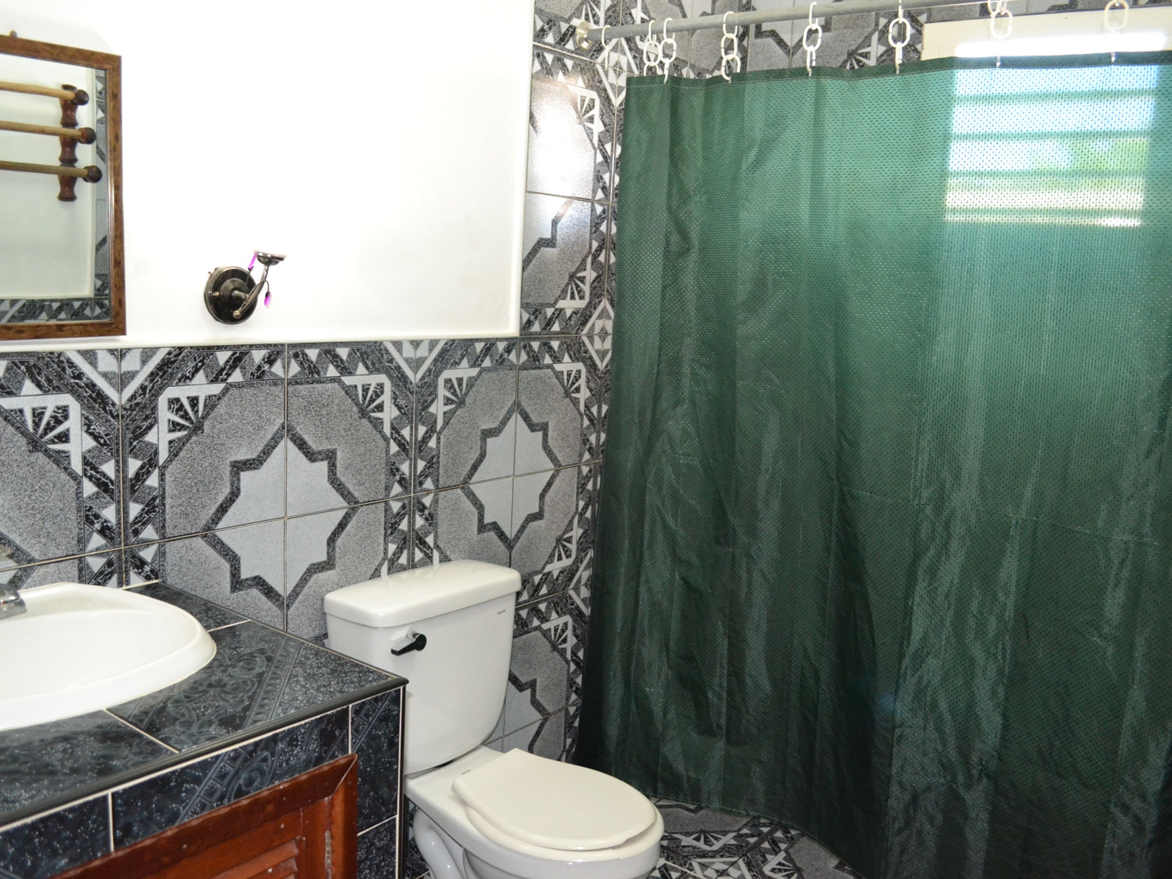Villa Castellanos, PLAYA GIRÓNBathroom's view