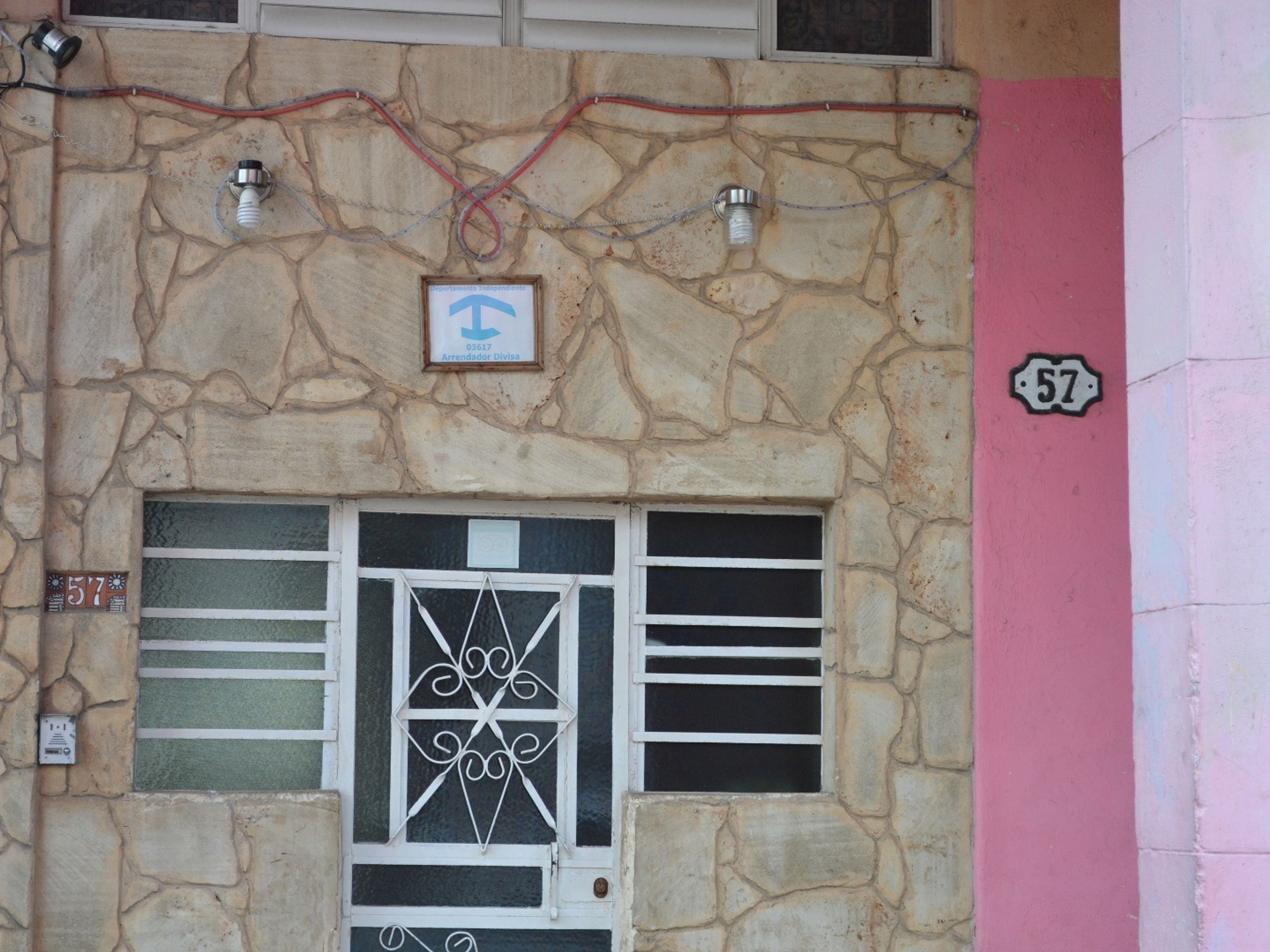 Hostal Mary´s Houses 1, GENIOS, No. 57