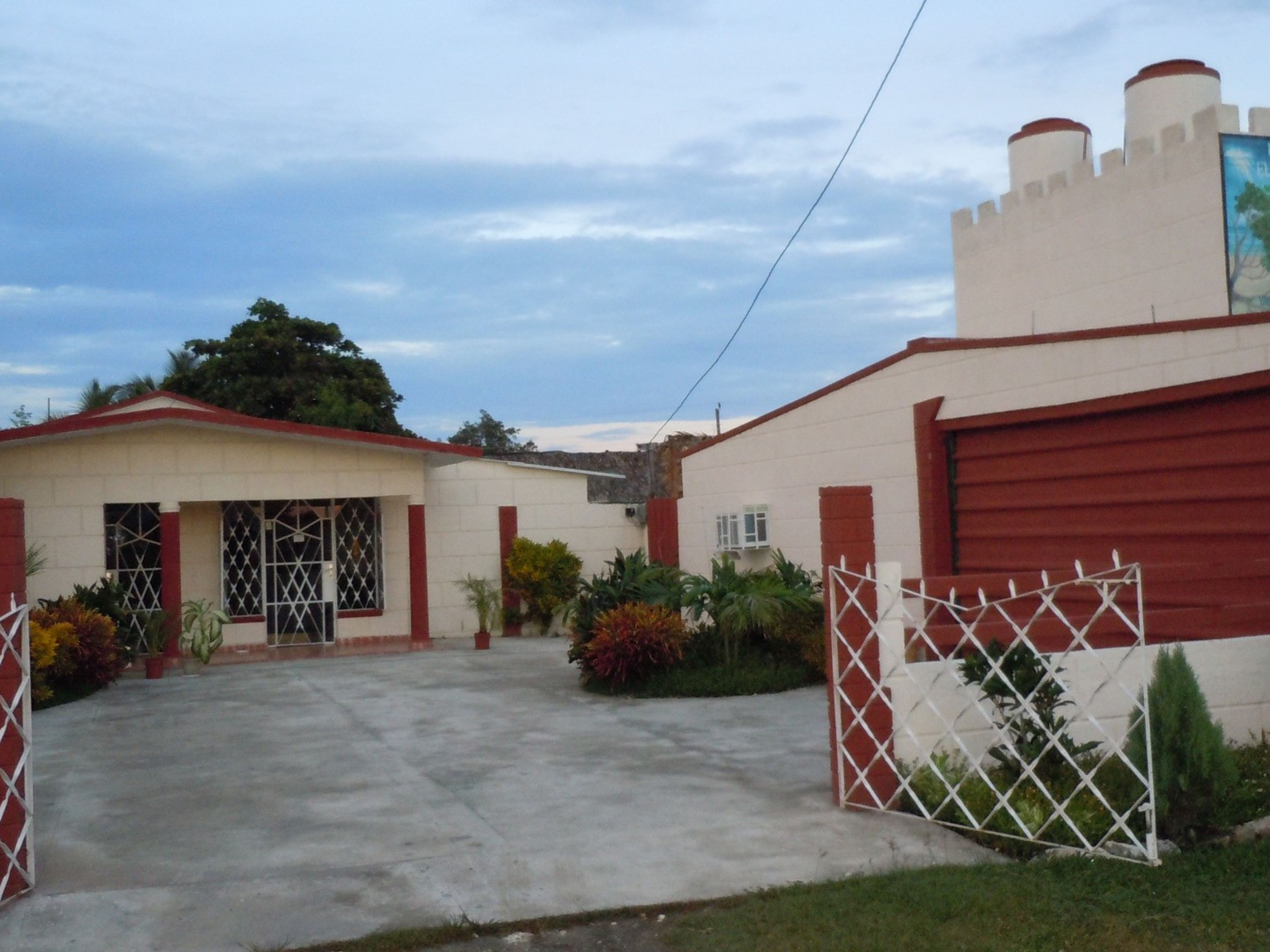 Hostal El Castillito, PLAYA GIRONHouse's panoramic view