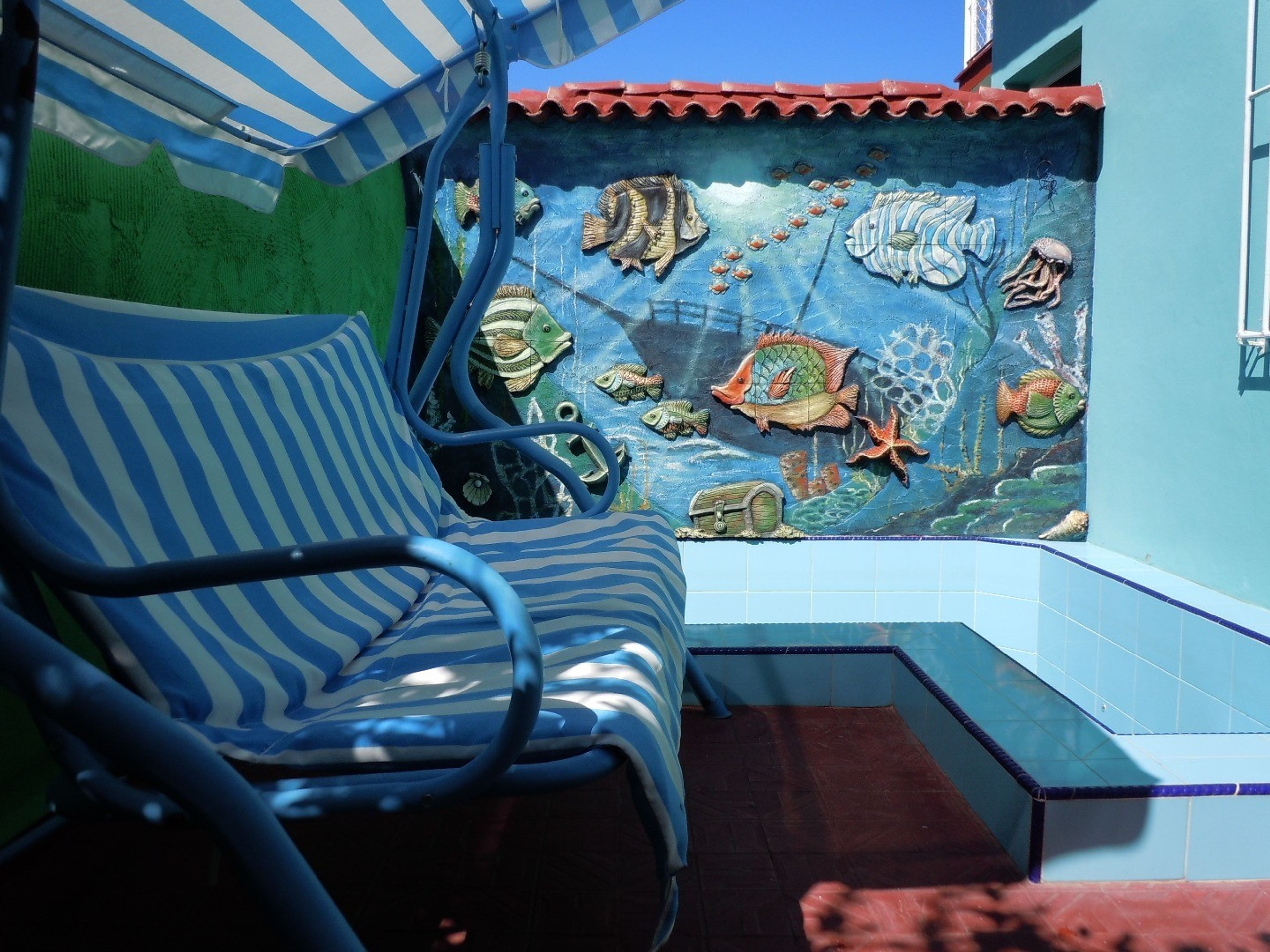 Casa Eduardo y Geraldine, PRÍNCIPE (Goyo Benítez), No. 61Small swimming pool view