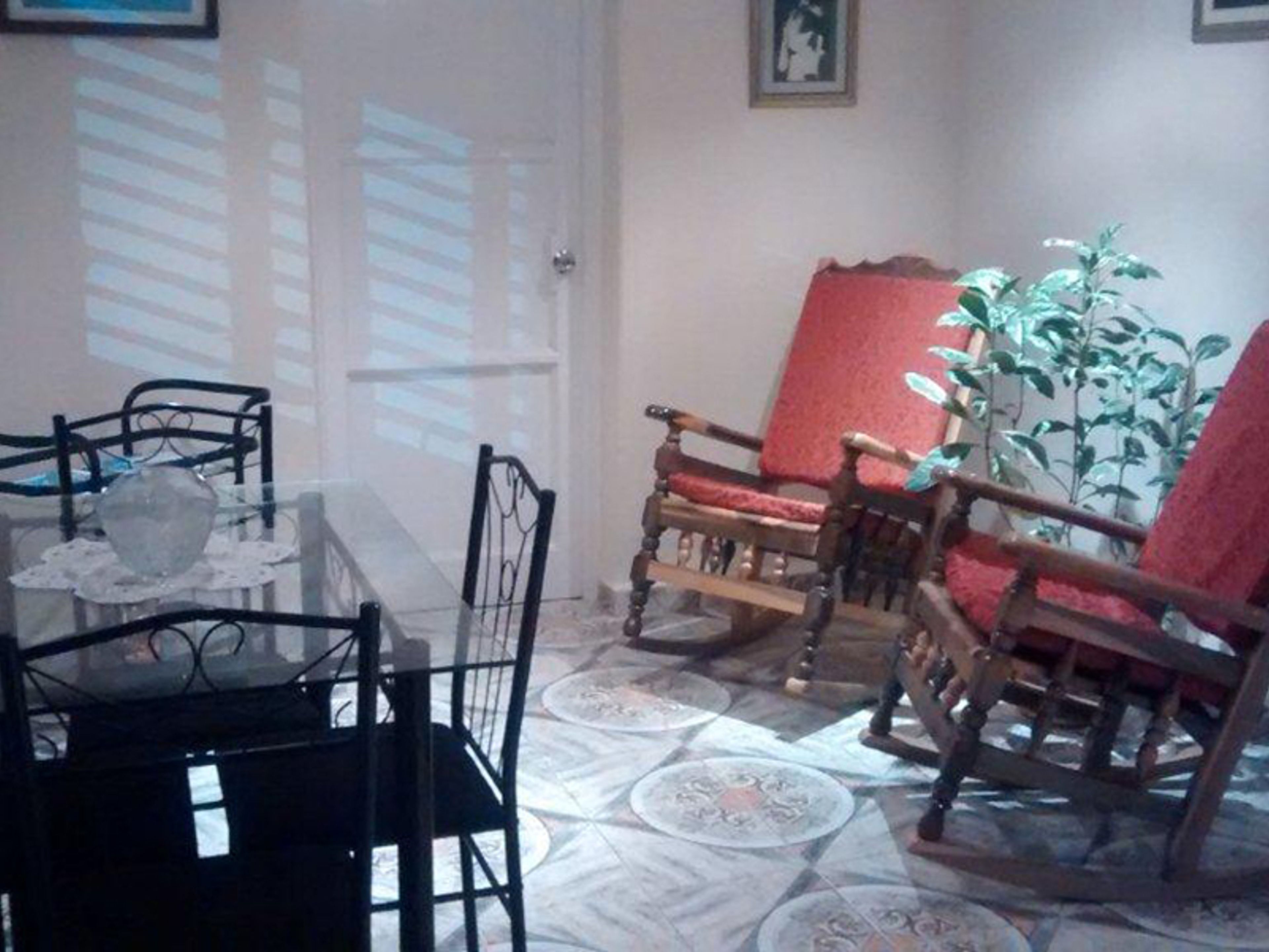 Casa Eunice Rodríguez, CALLE 30, No. 105 AltosHouse's living and dinning room