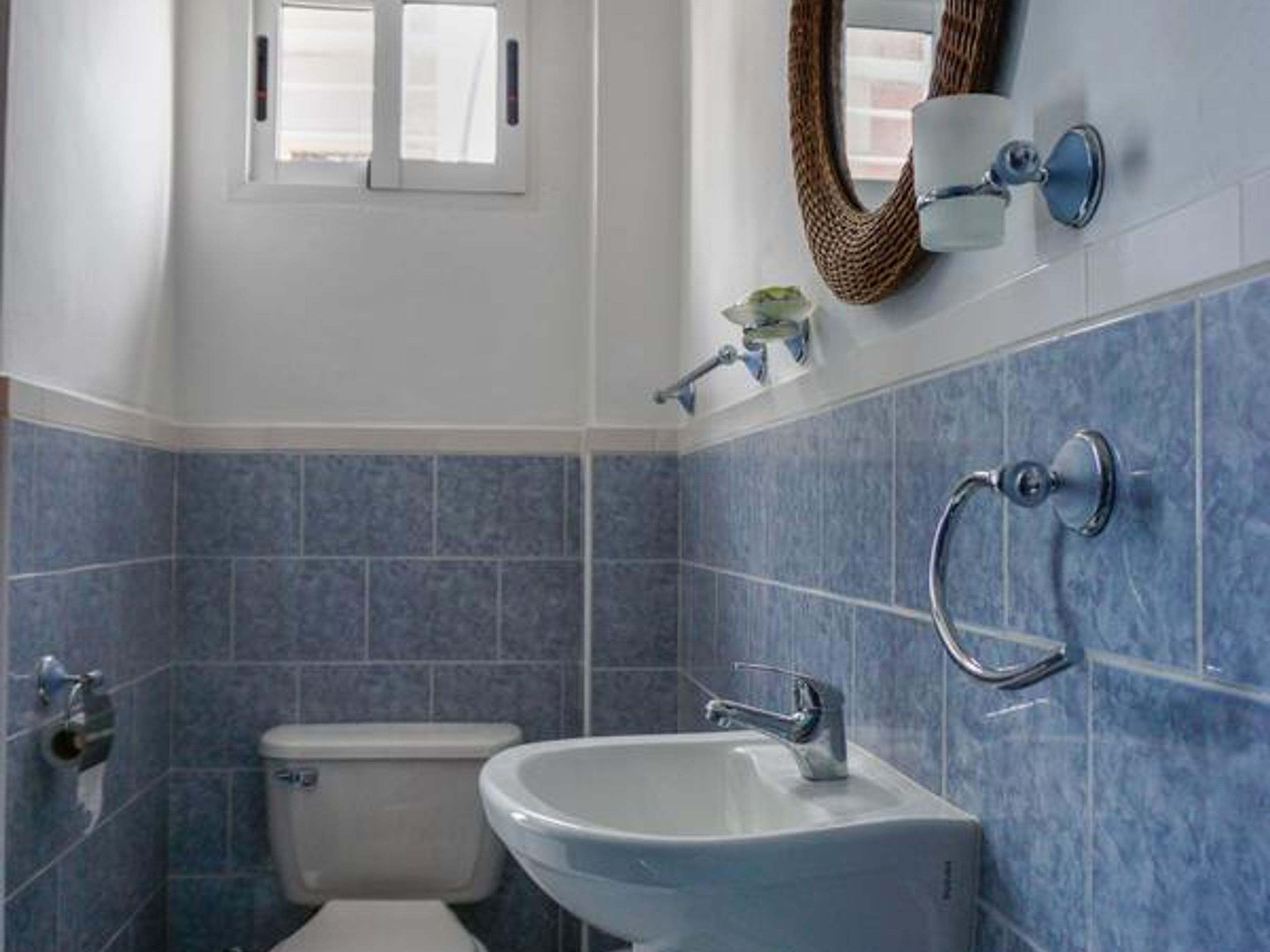 Дом Rayma y Dorado, CALLE 23, No. 751Bathroom´s view