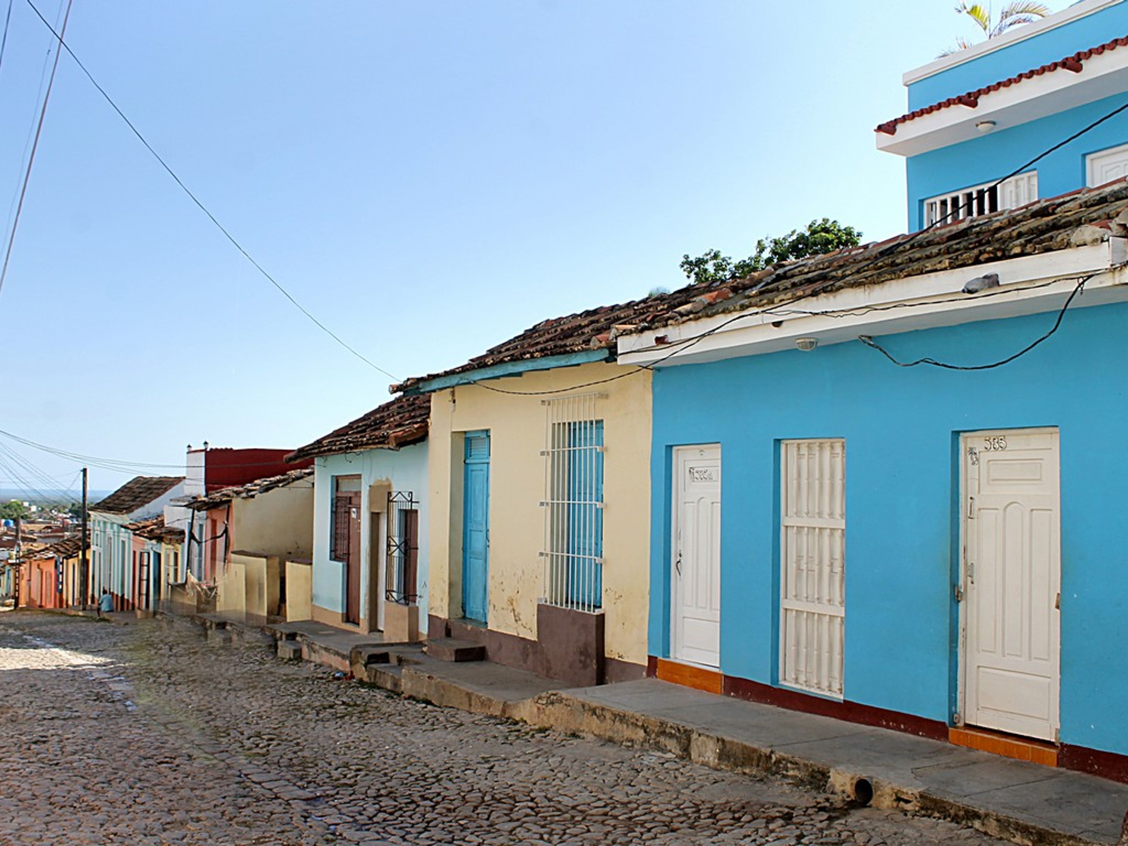 Hostal Kinsman, ABEL SANTA MARÍA (Lirio Blanco), No.385Trinidad old city and house's panoramic view