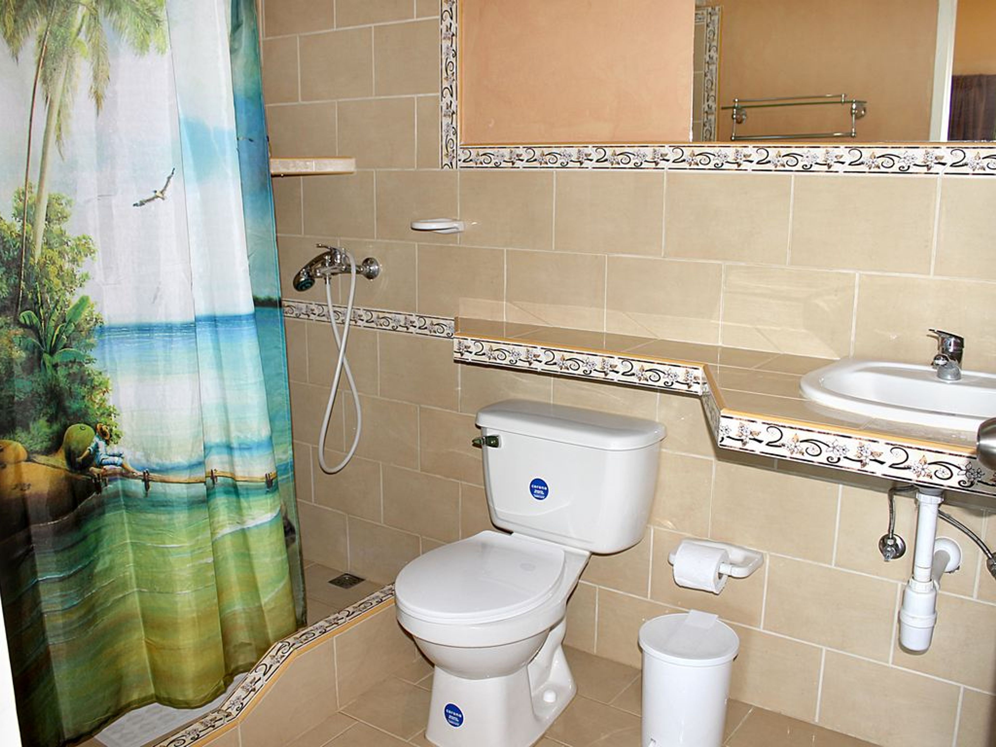 Hostal Tropical Caribe, DIEGO VELÁZQUEZ # 78Bathroom's view 2