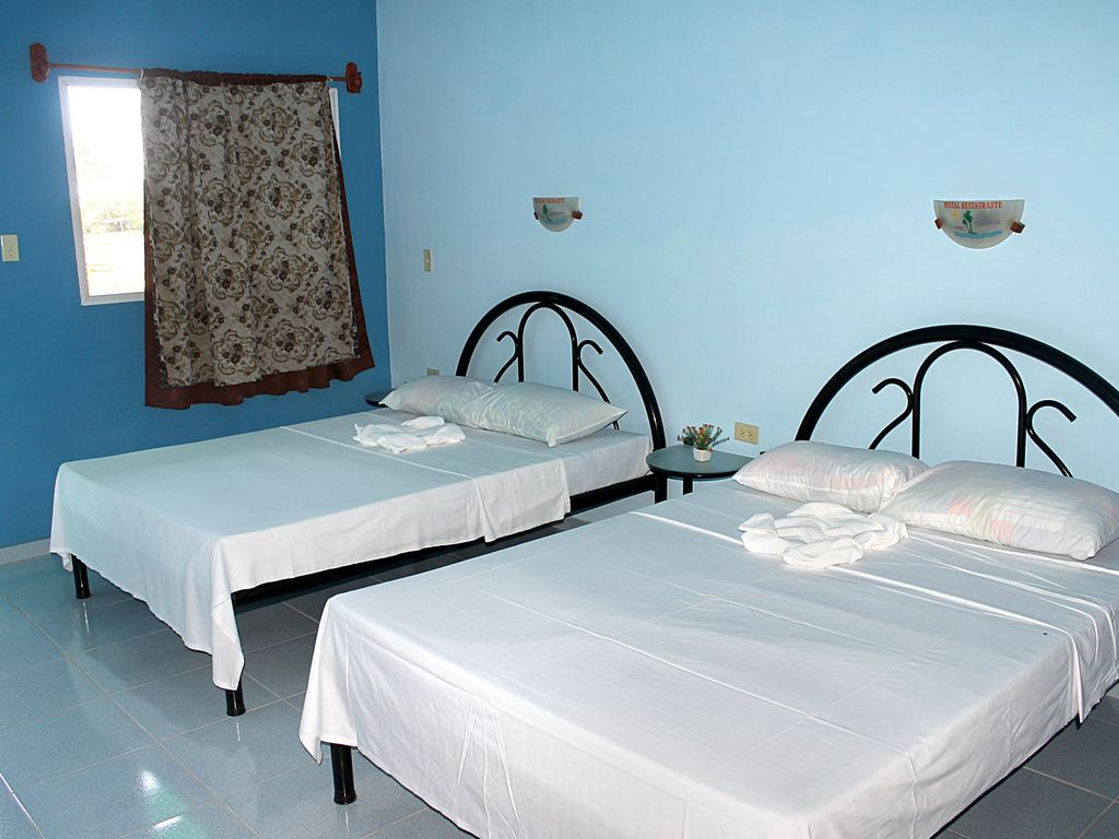 Hostal Tropical Caribe, DIEGO VELÁZQUEZ # 78Standard room 1