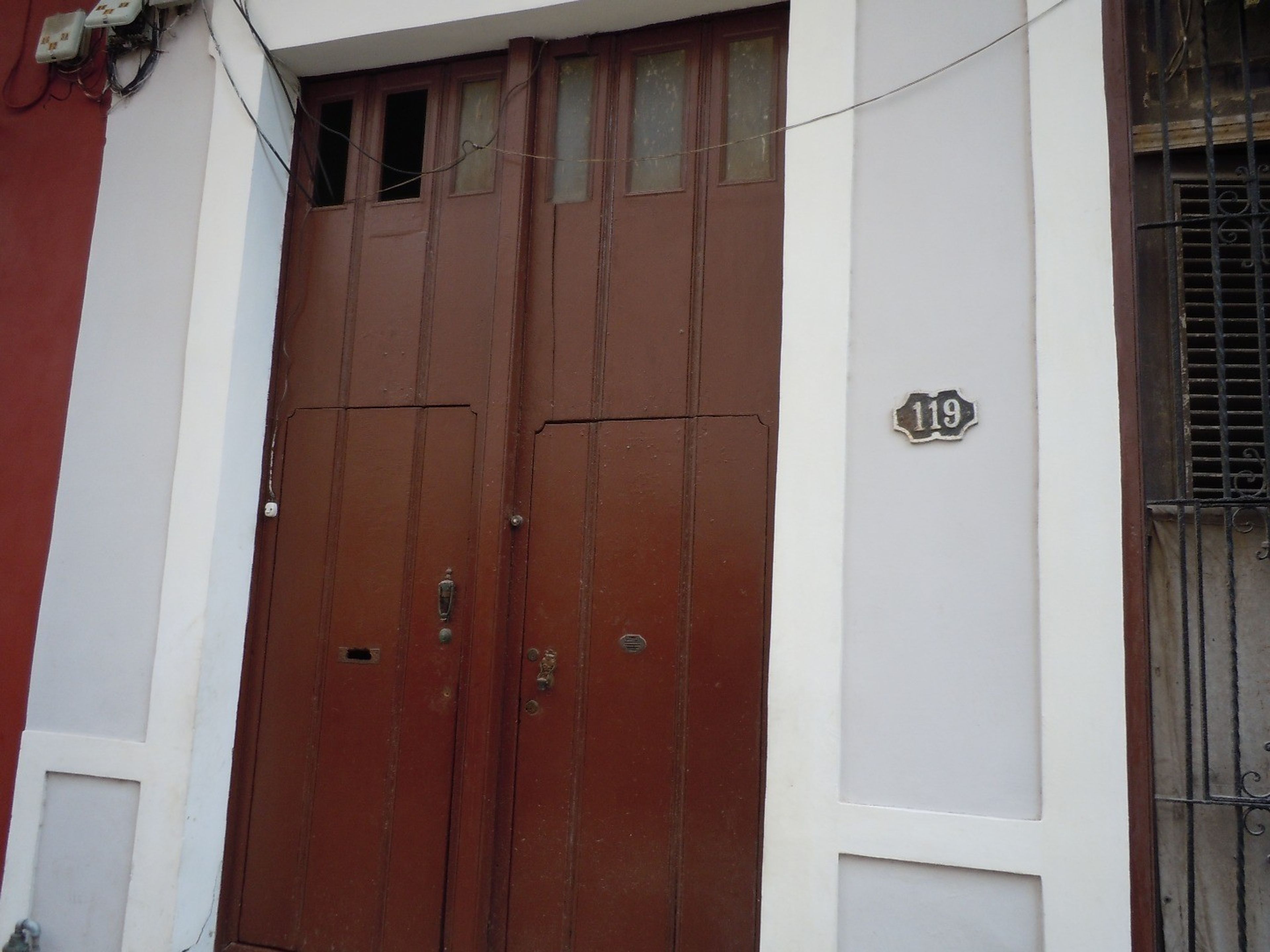 El Divino Niño, PEÑA POBRE, No. 119 - House's entrance view