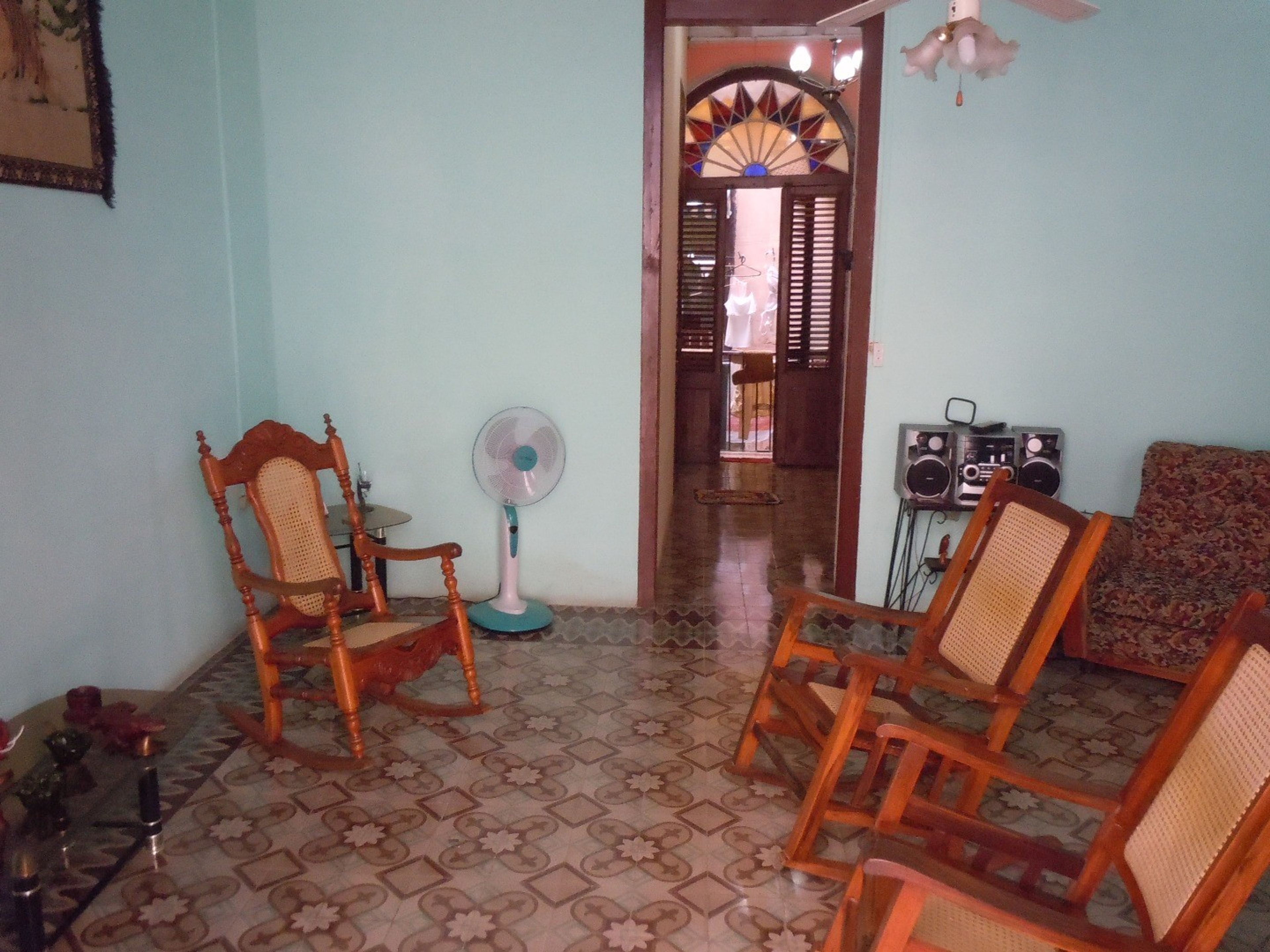 El Divino Niño, PEÑA POBRE, No. 119House's living room