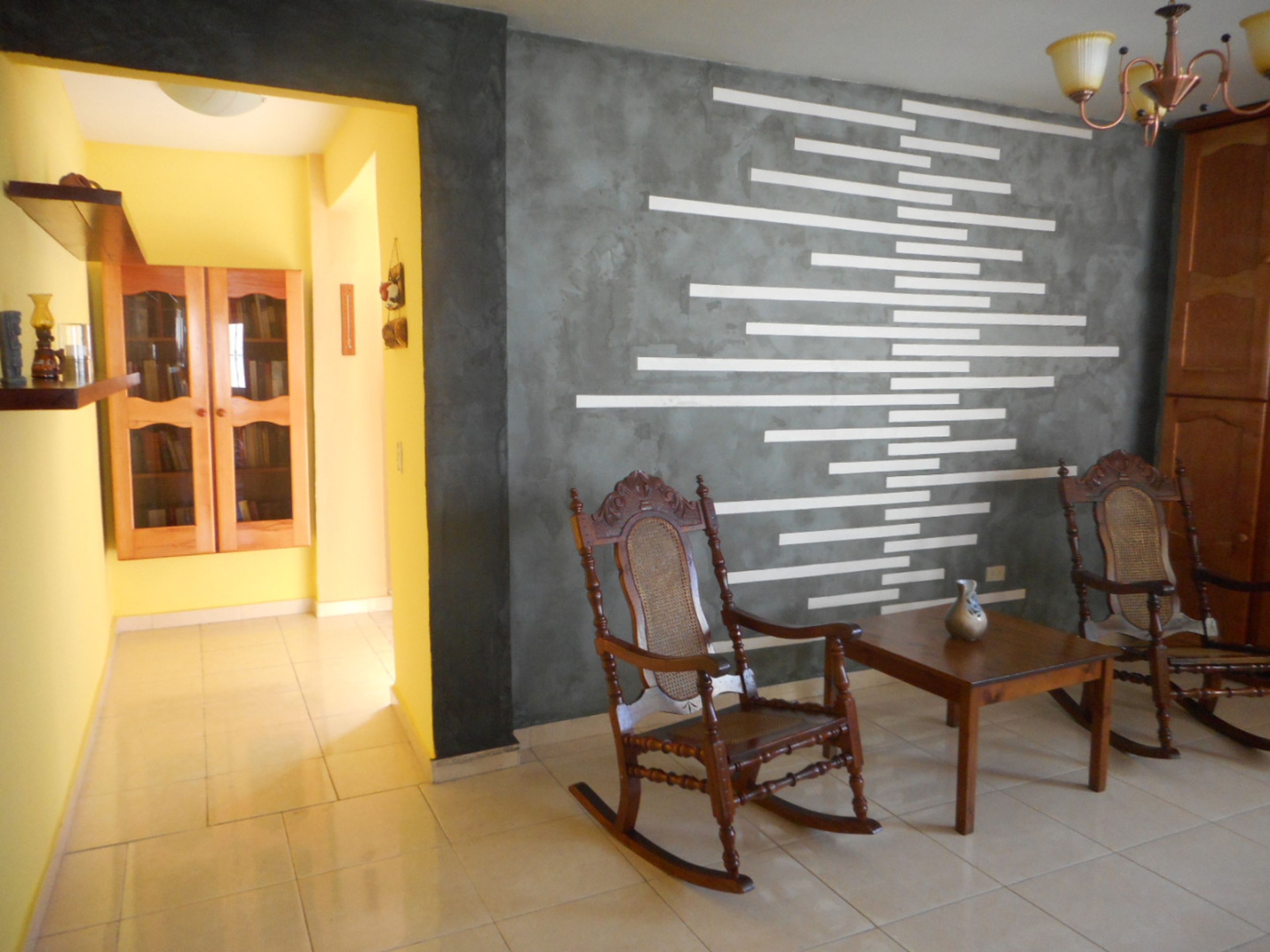 La Casa de Piedra, CALLE 58-C, No. 4106House's living room