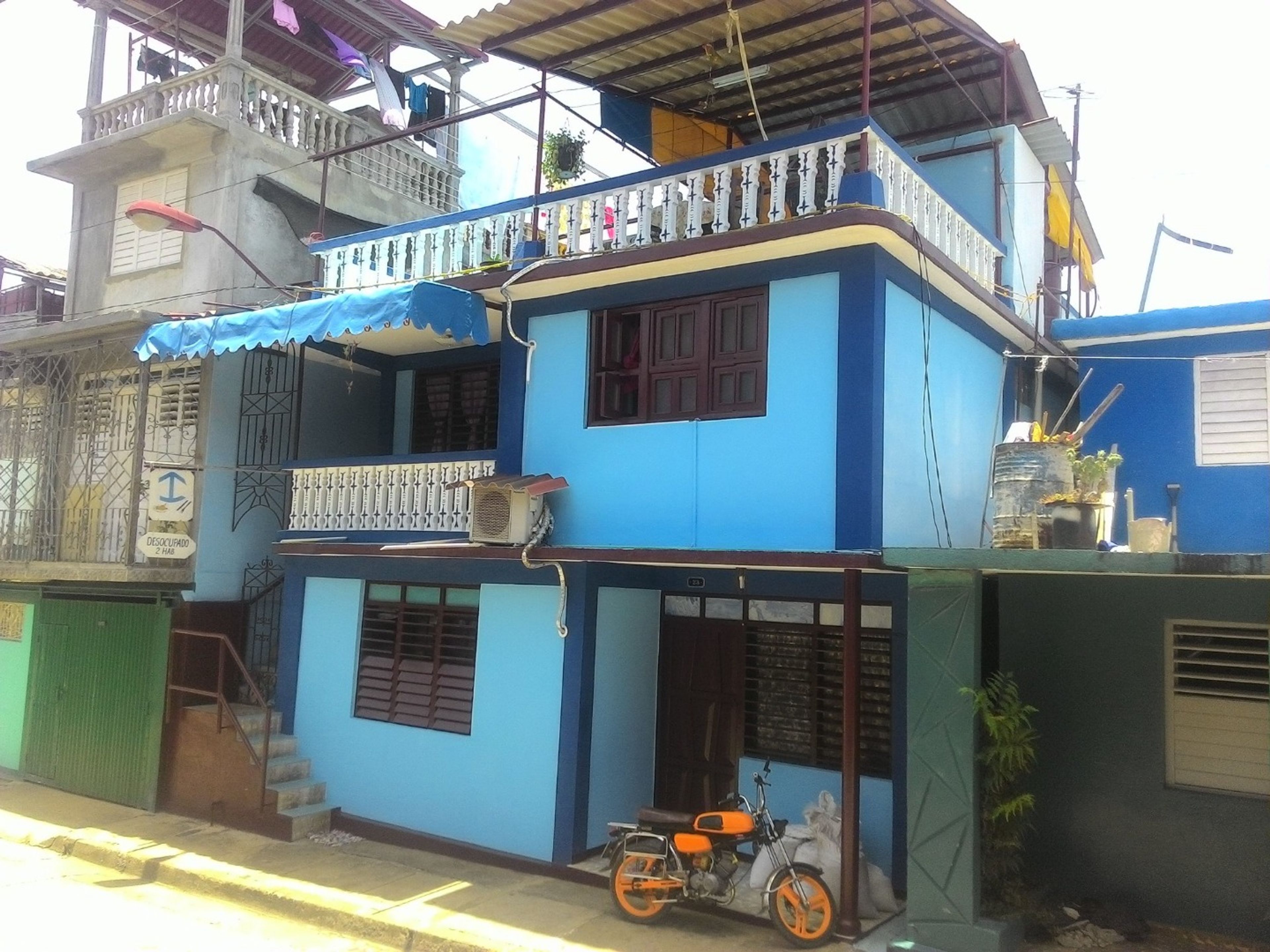 Casa Andrés y Delvis, GUILDER GALANO REYES, No. 23 altos
