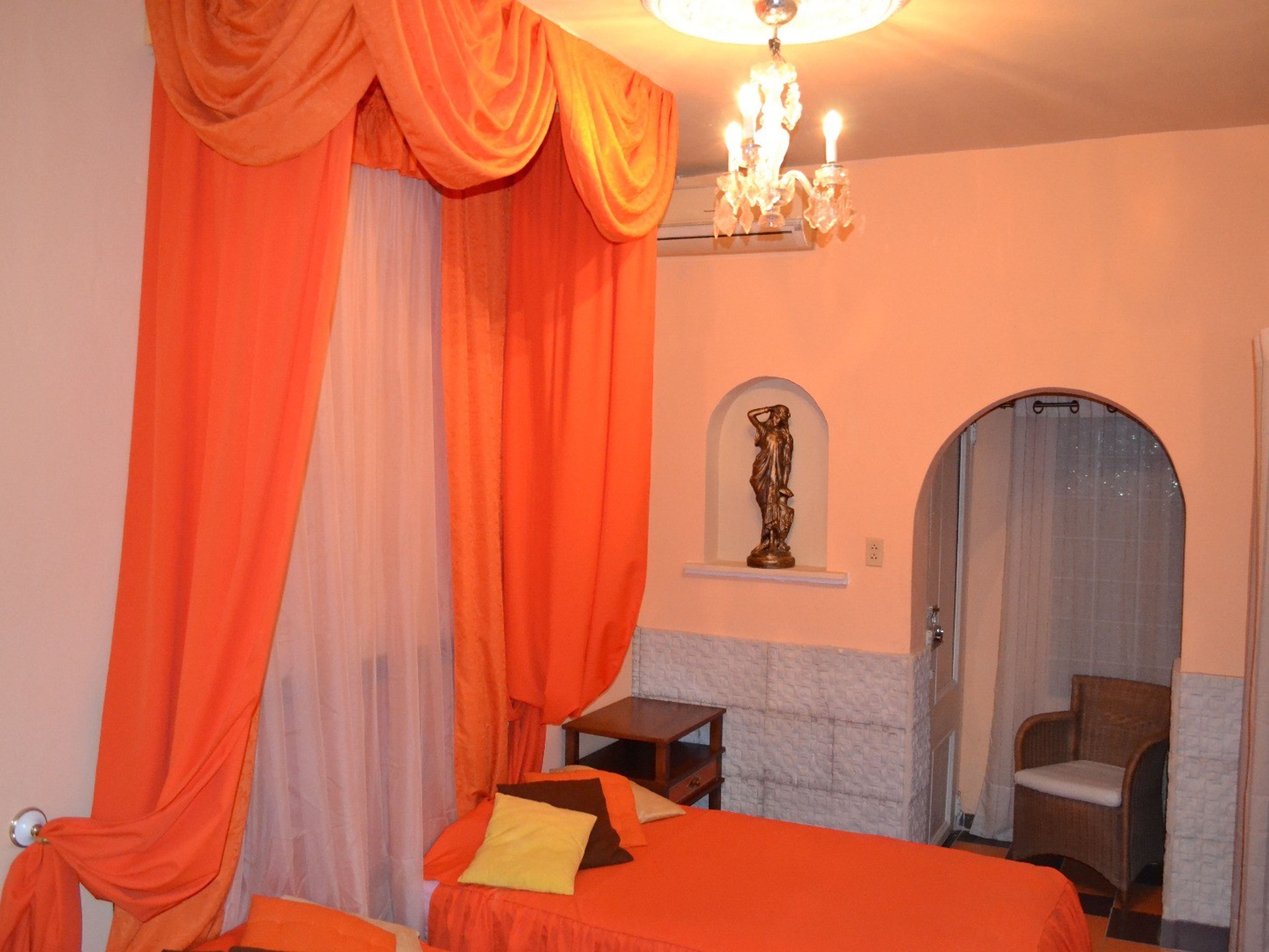 Casa Nostra, CALLE 27, No. 813Junior suite room