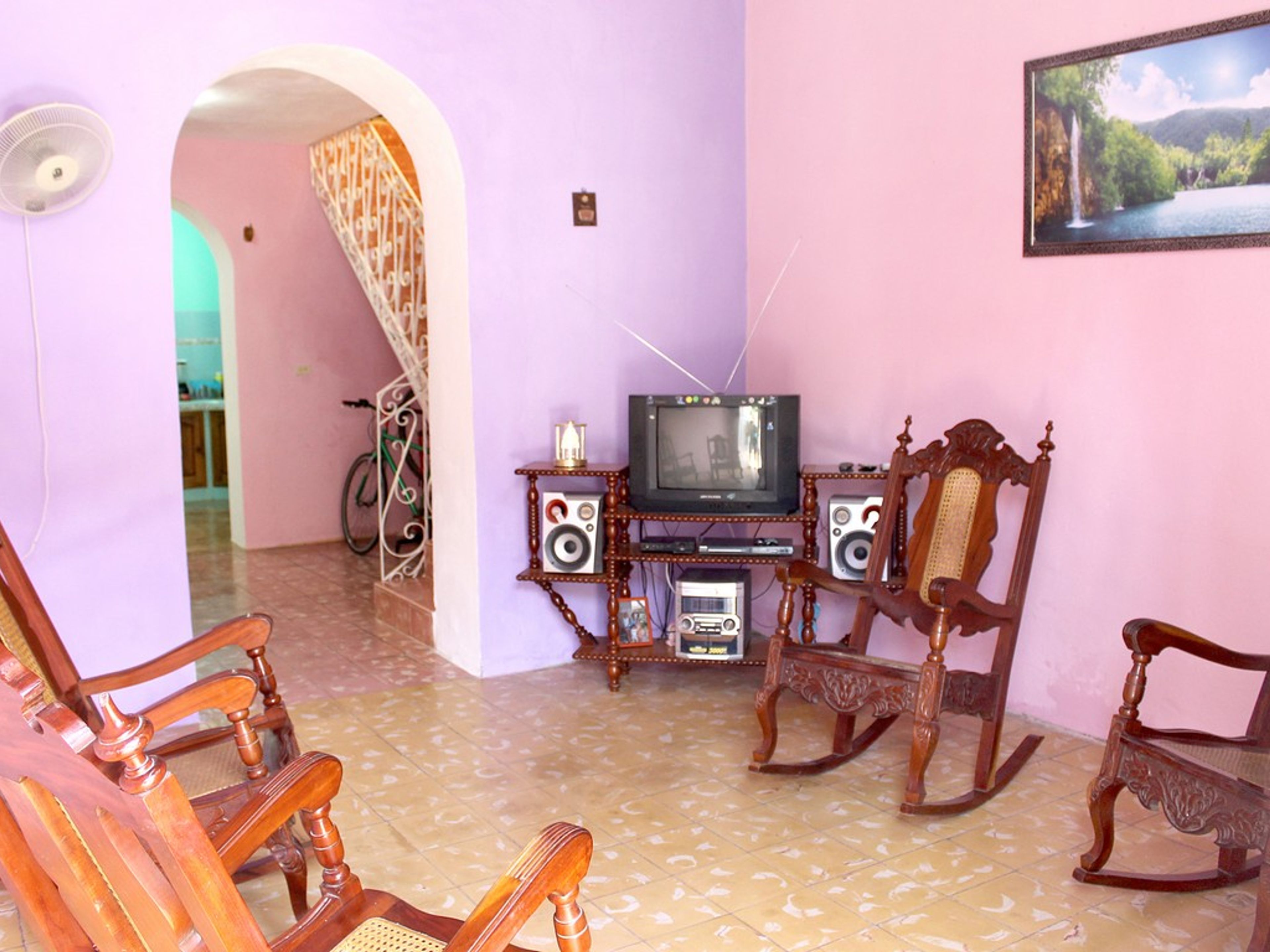 Hostal Melanie y Hector, GUSTAVO IZQUIERDO (Gloria), No. 27-AHouse's living room