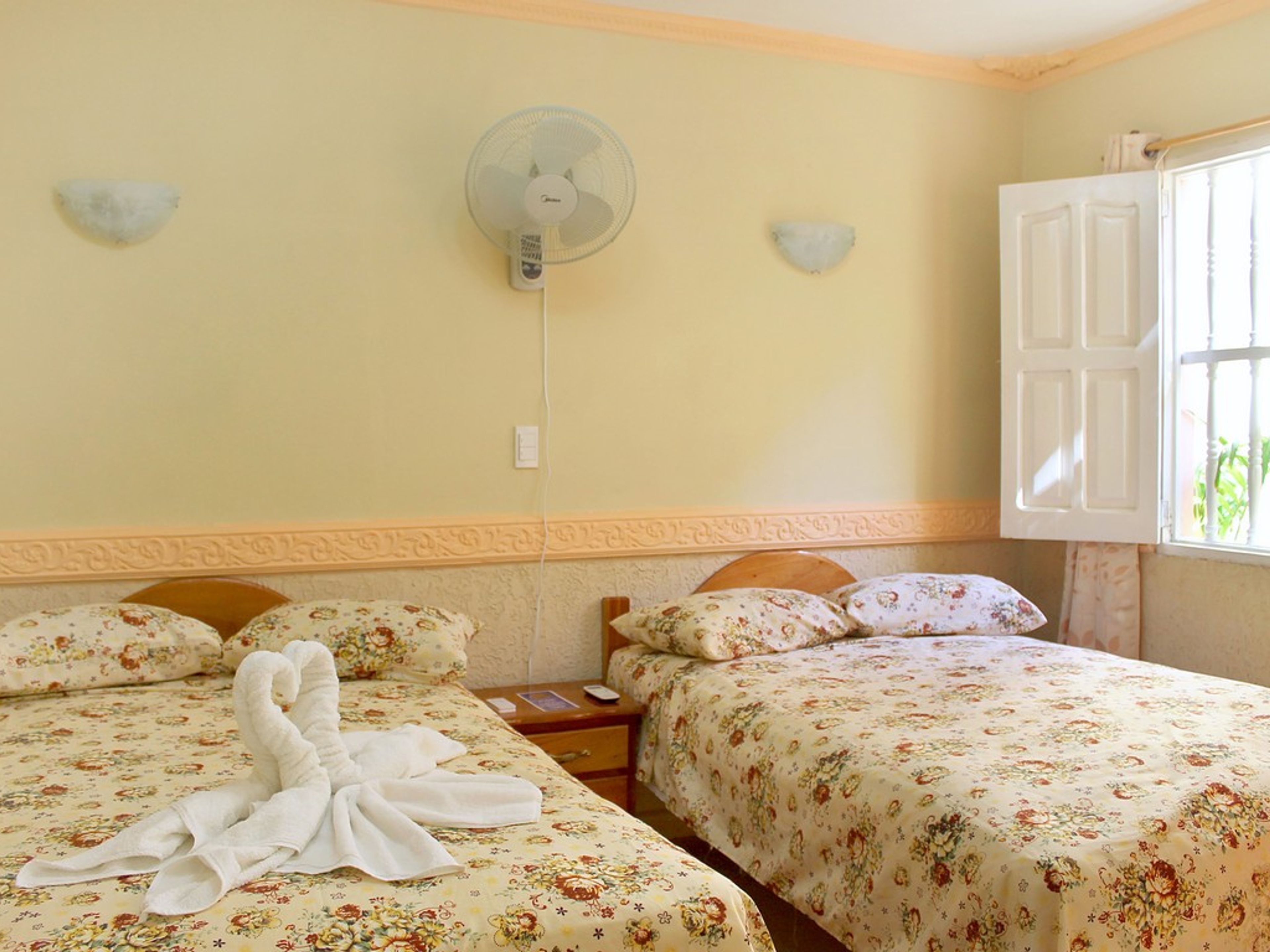 Hostal Melanie y Hector, GUSTAVO IZQUIERDO (Gloria), No. 27-AStandard room 1