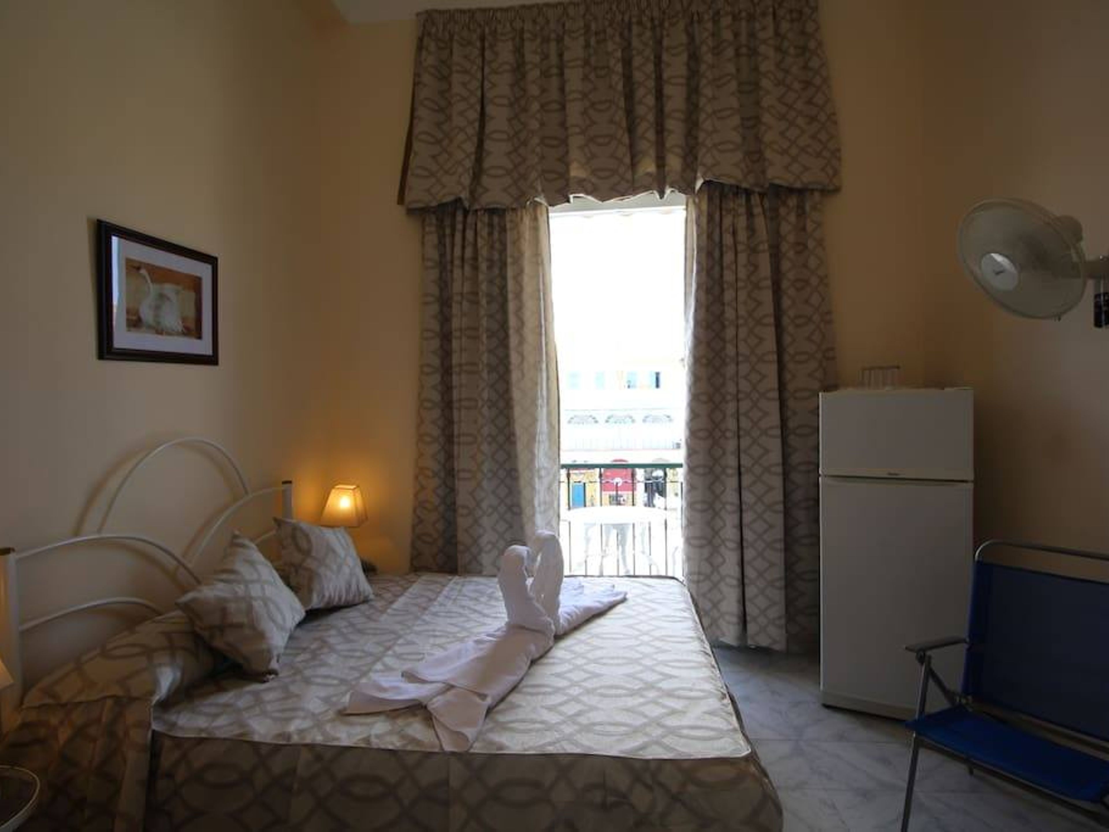 Casa Villamolk en Plaza Vieja, MERCADERES, No. 313Standard room
