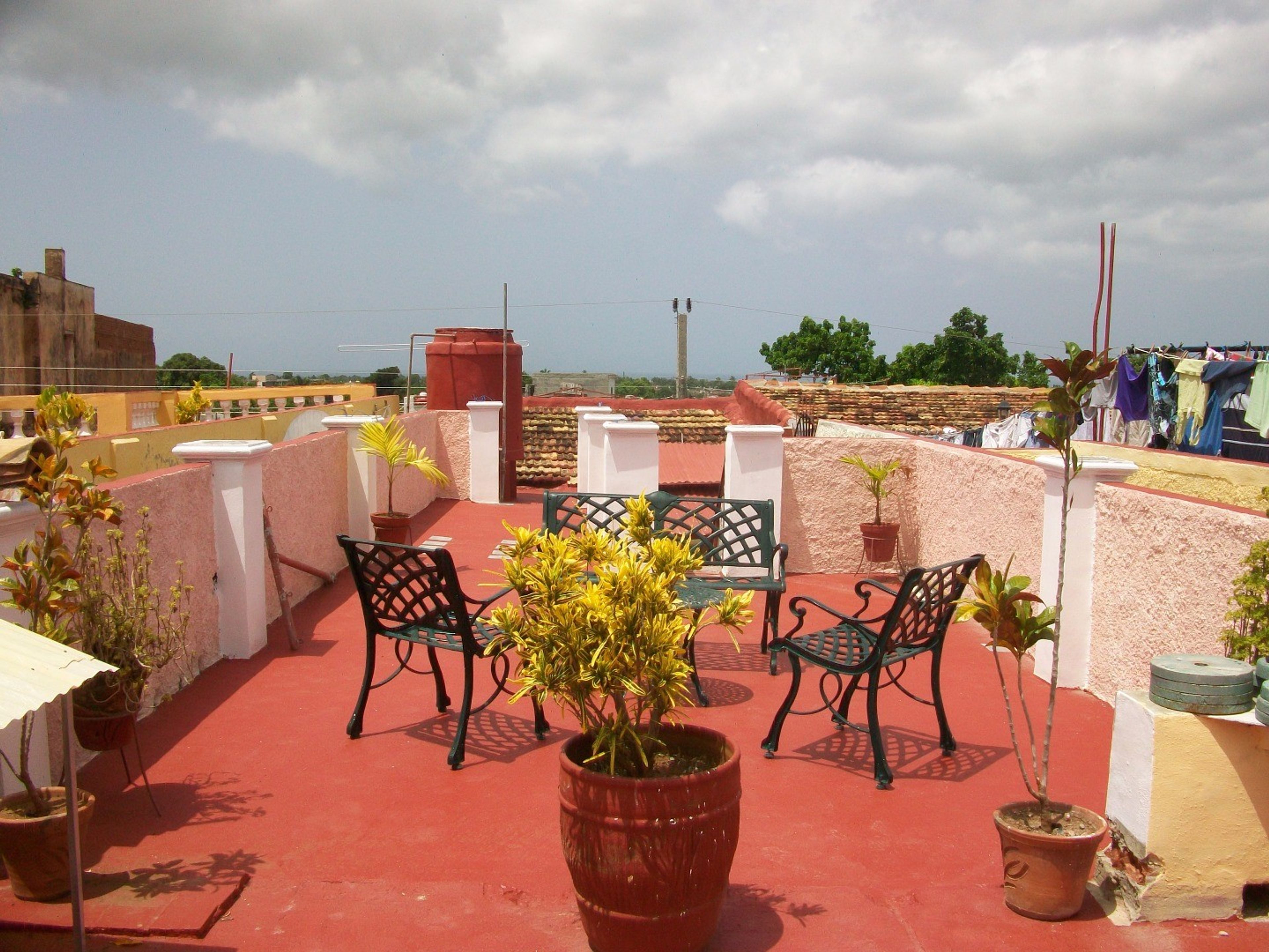 Hostal Bienestar, ANTONIO MACEO (Gutiérrez), No. 554Terrace with city view